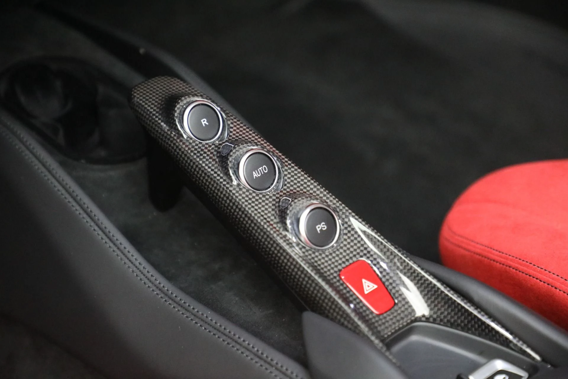 mph022_3489606365_Used_2021_Ferrari_F8_Spider_c39b6b0898