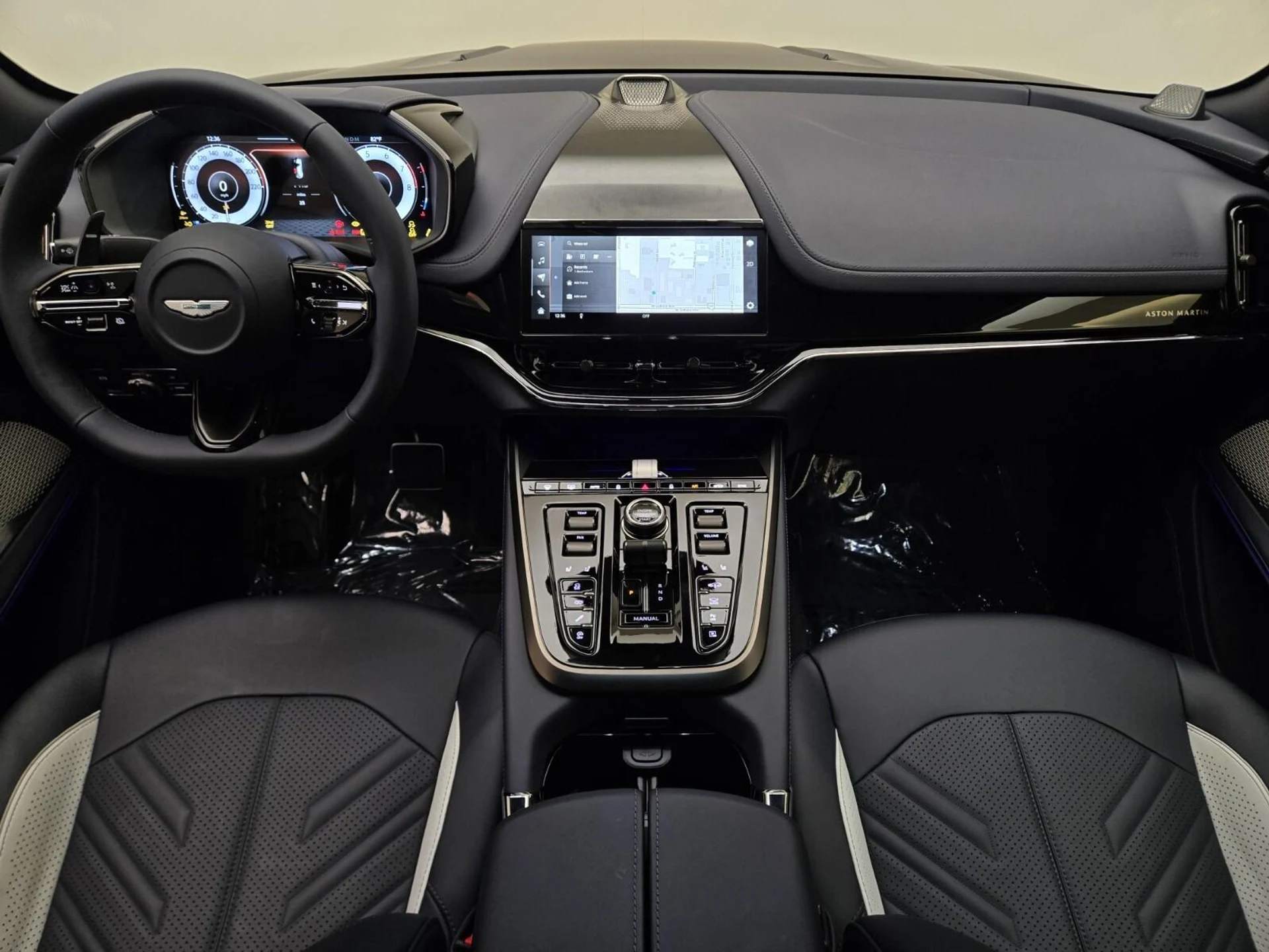 mph022_3490396764_New_2026_Aston_Martin_DBX_S_1780118652_33993ccfd1