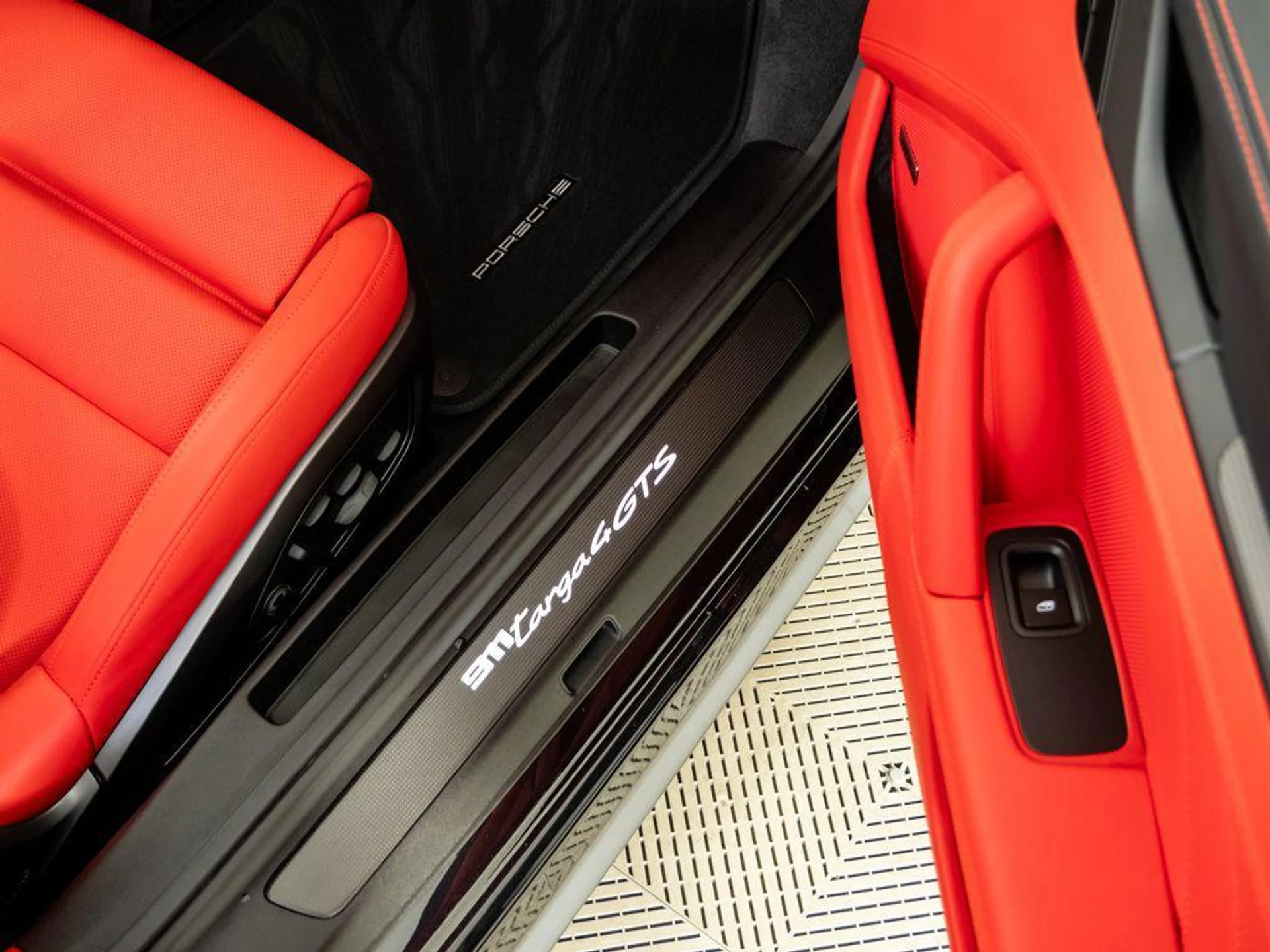 mph022_3490819904_Lg_H2rvqoy5f_Pp_VM_4p2_VOY_9_Axo5_E_48ed09c4dd