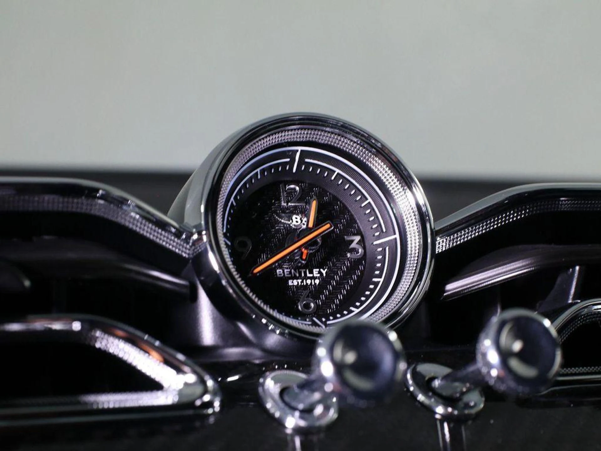 mph022_3492276294_O_Xedcf_VD_Qw_Fj6_Sefj7_O9_X_Qhih_So_ab285fa43a