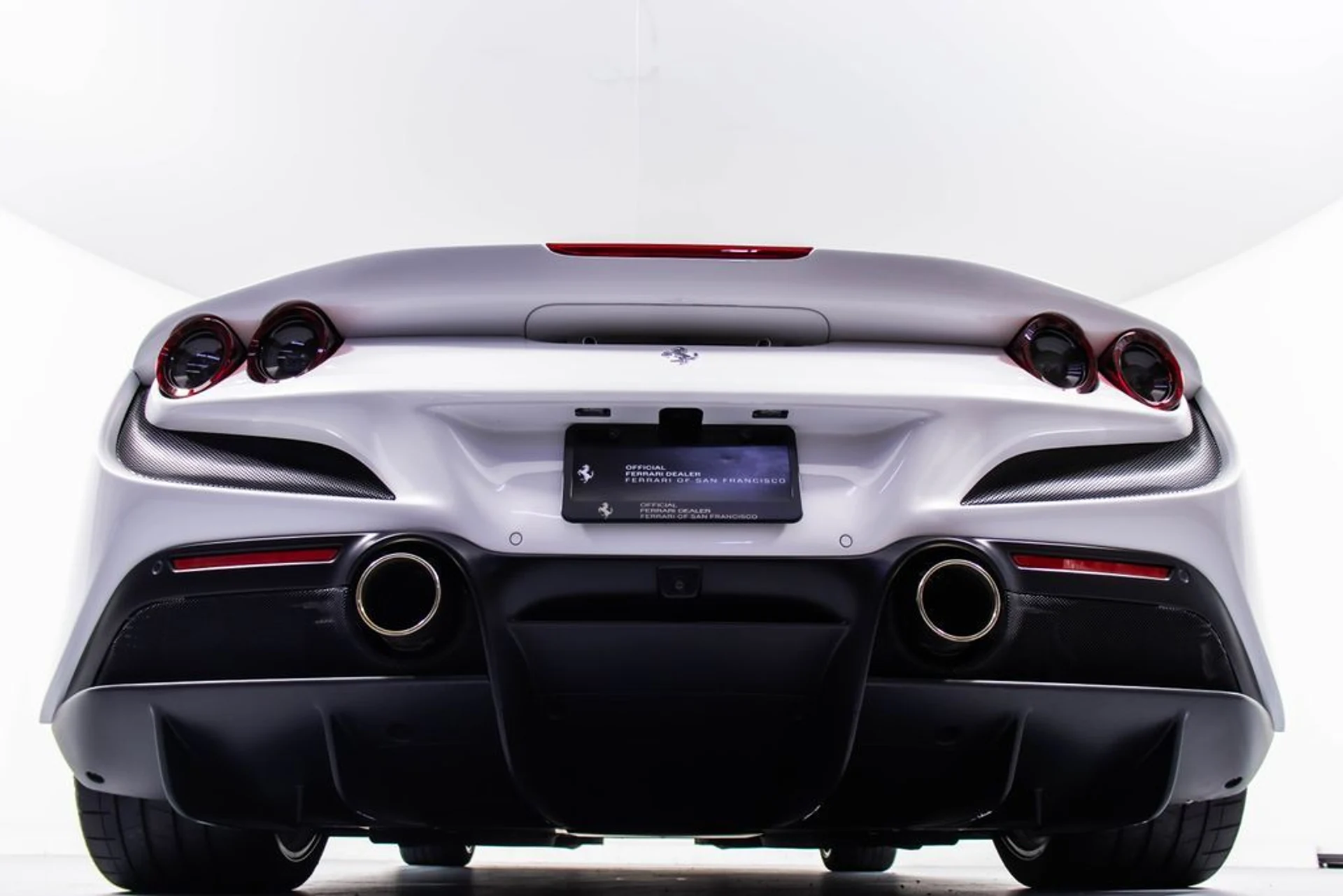 mph022_3500475236_1d8f88e6abe47eddecc9afaba7f982b7x_9523076eb9