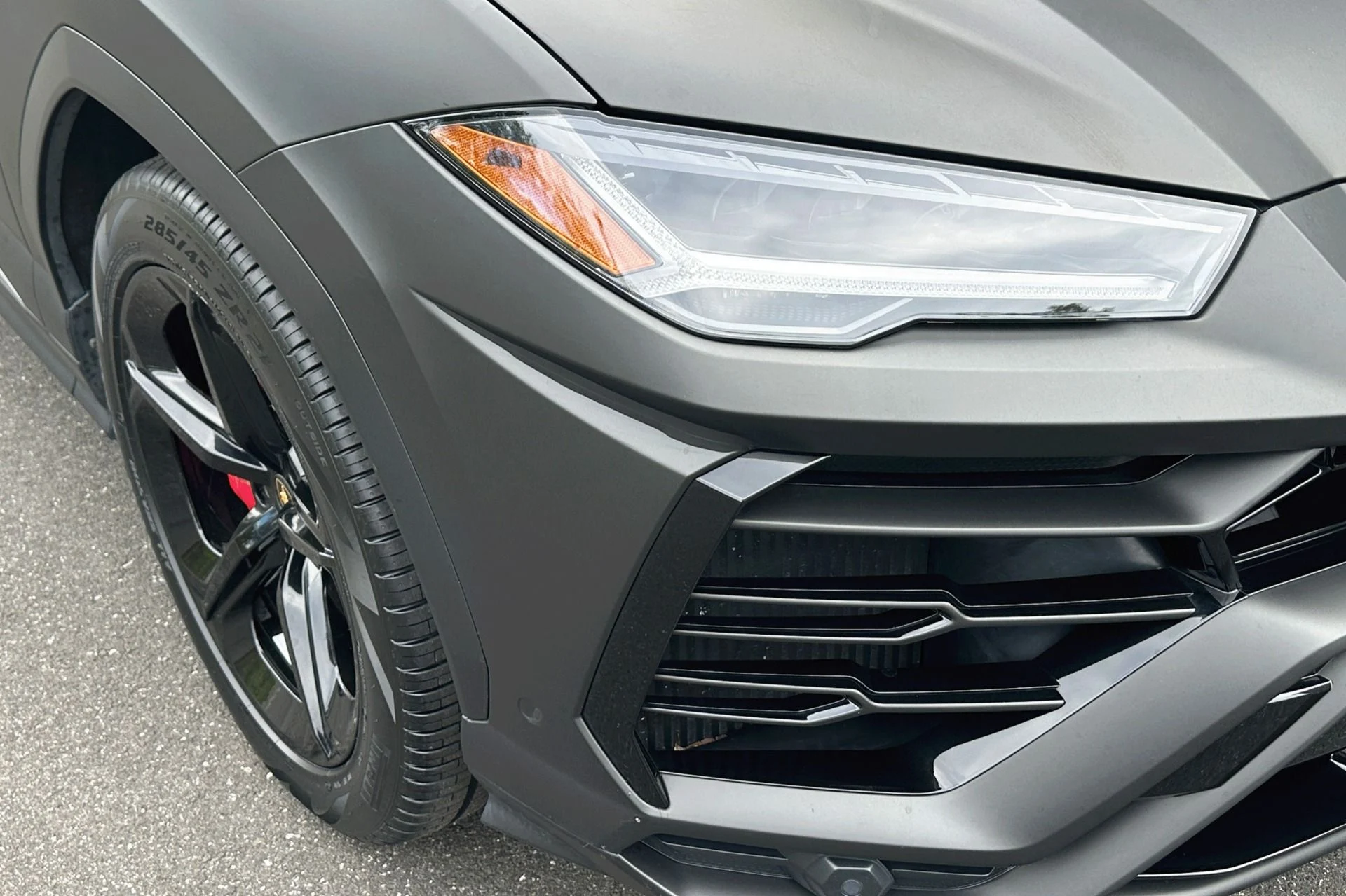 mph022_3504192705_Used_2019_Lamborghini_Urus_1760609107_c21a52b180