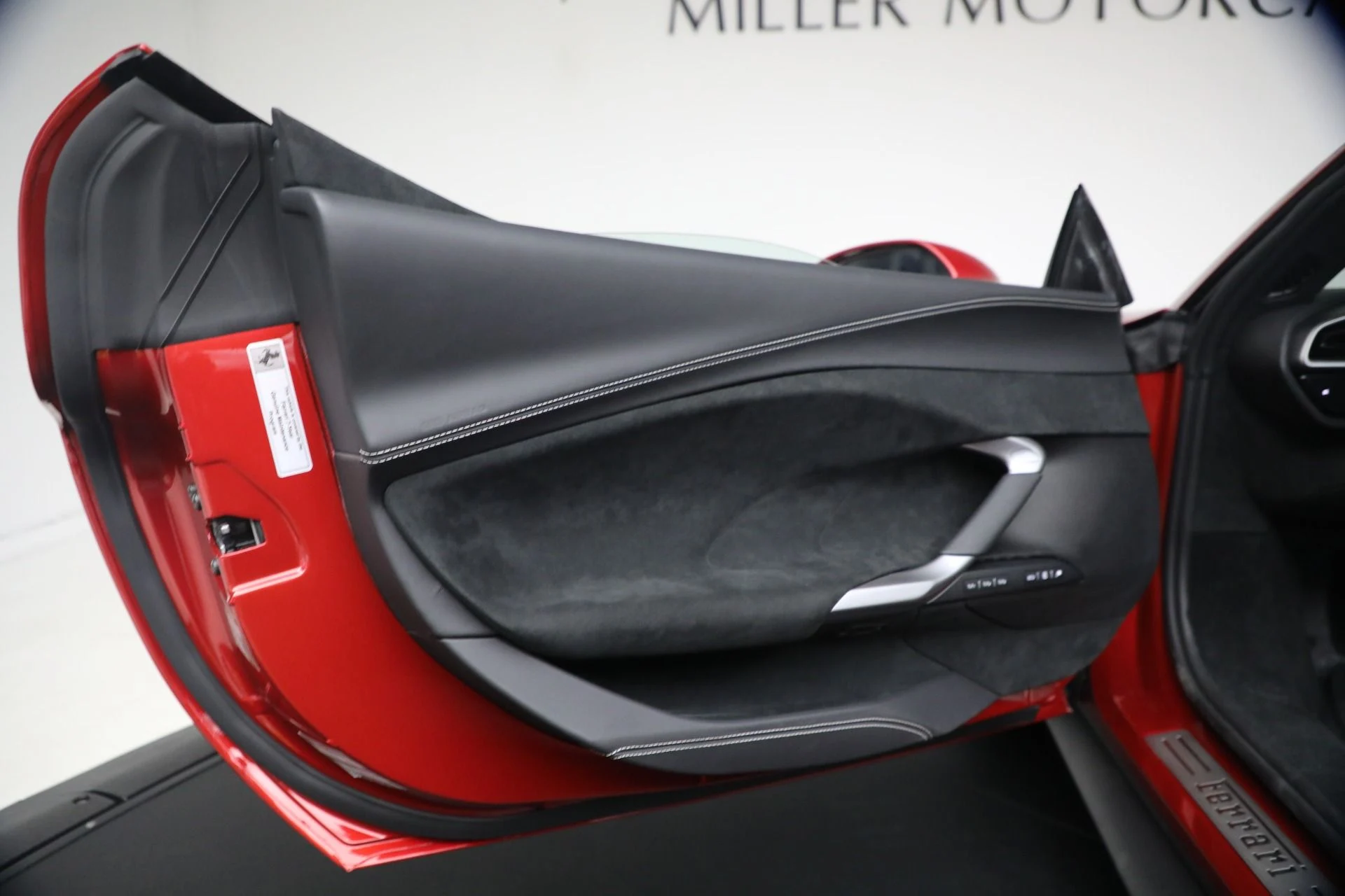 mph022_3519045538_Used_2024_Ferrari_296_GTS_1789503206_f07ef6527d