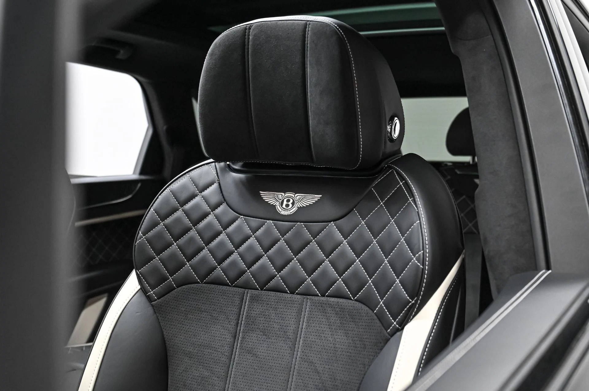 mph022_3520367059_Used_2020_Bentley_Bentayga_Speed_1754949210_0a4cdfde5c