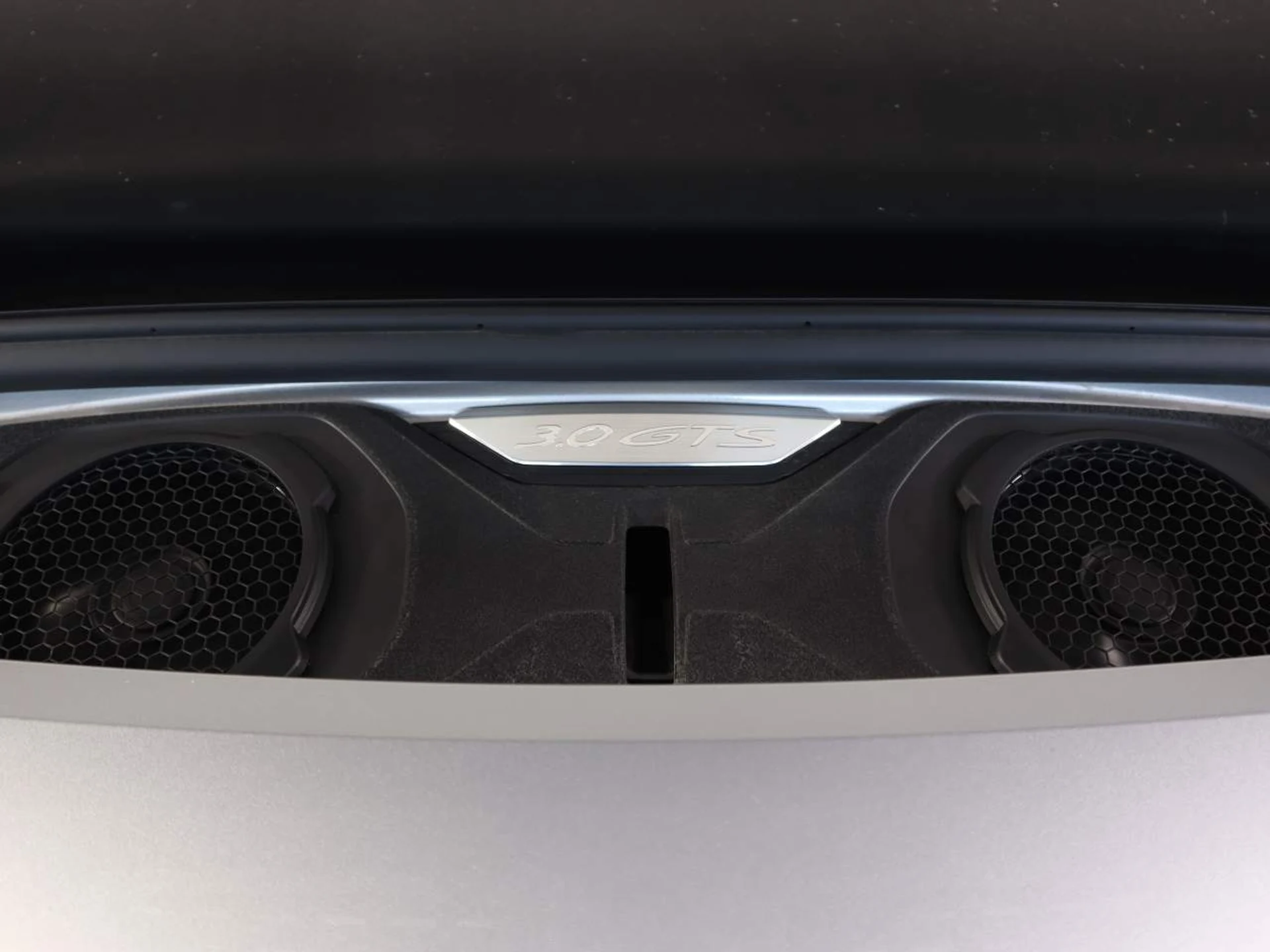 mph022_3523408430_f15a572b9d21ea762f0dc2d97bf73f04_8ea9eedade