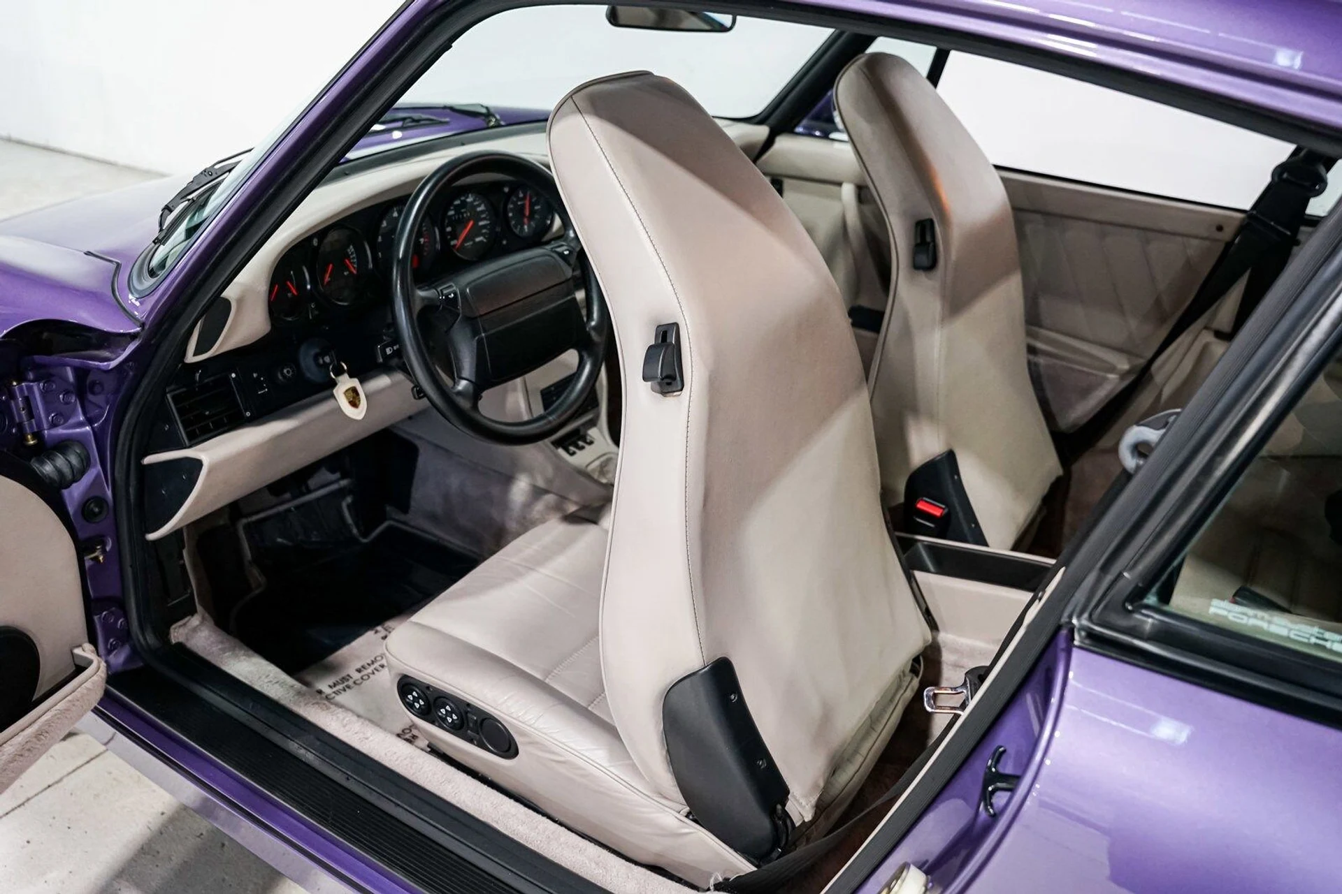 mph022_3525272888_1da2846b2ab5707a53959a5807562ef8x_f2a8c988f1