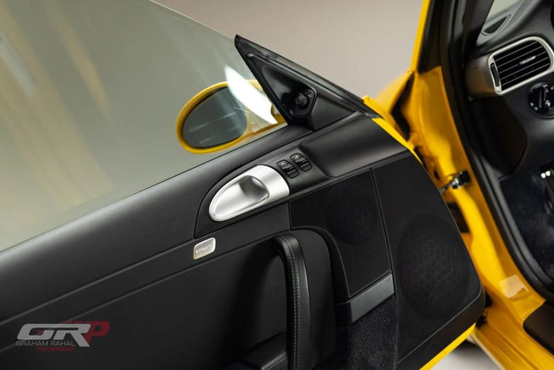 mph022_3526073731_FF_93_DA_9_E_97_D7_4_D09_B205_1487_FB_186_B03_40d7ac3893