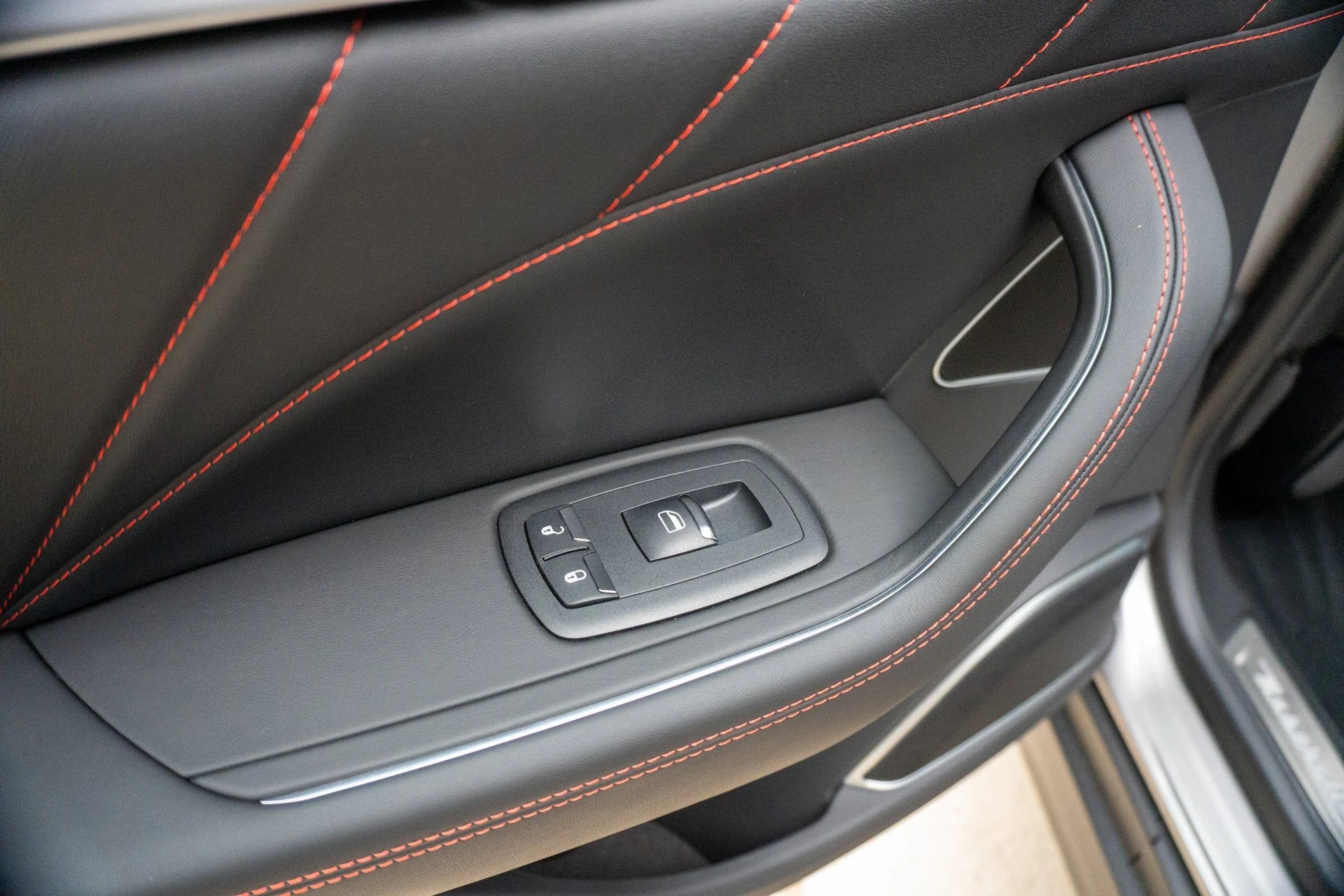 mph022_3532779466_00423dd9dea94f1c9832ea1e08558197_52ea940c80