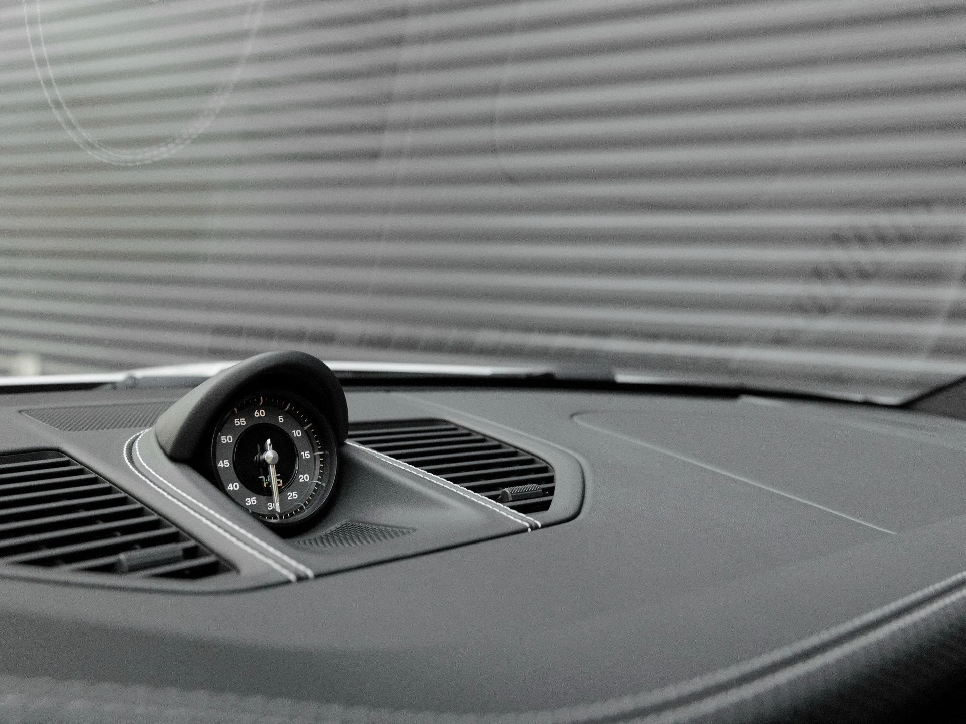 mph022_353361881_23_53056367ab