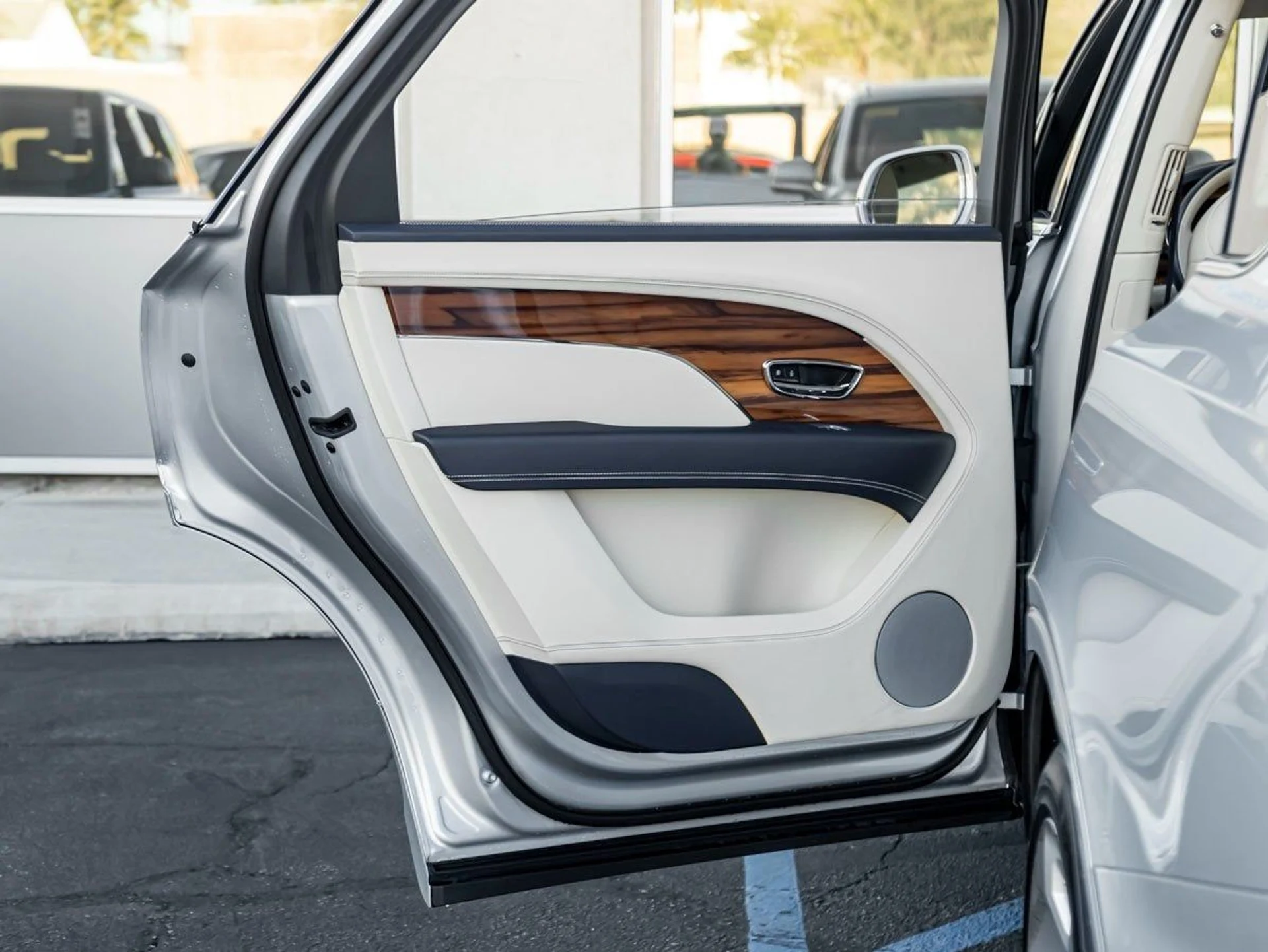 mph022_3535149113_23_94dff1e395