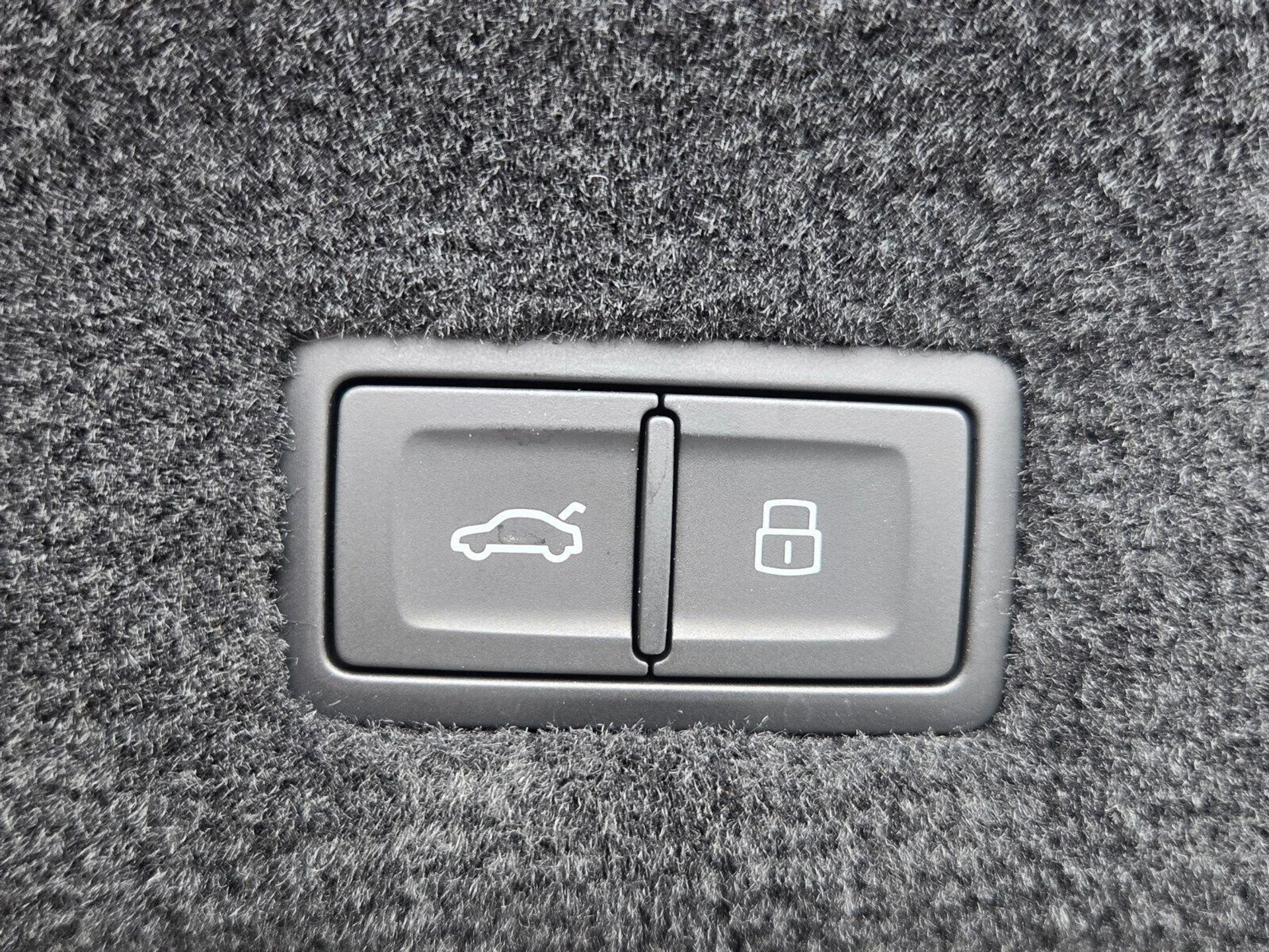 mph022_3535680105_28516cf7b2f9eb0f60f11e7ad48d2a03x_2b8034e6d9