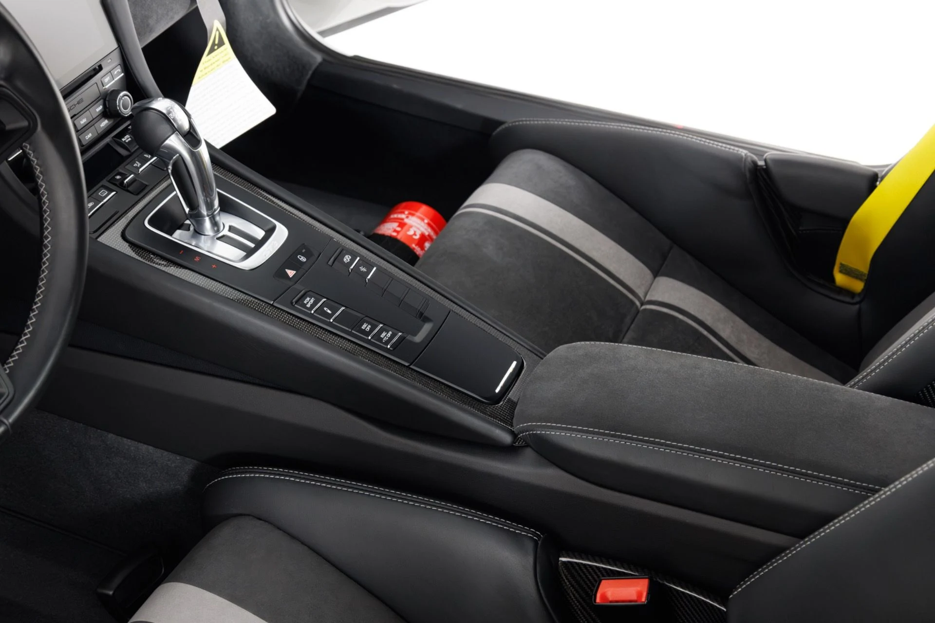 mph022_3540326359_Used_2018_Porsche_911_GT_3_1782944820_5d76f29763