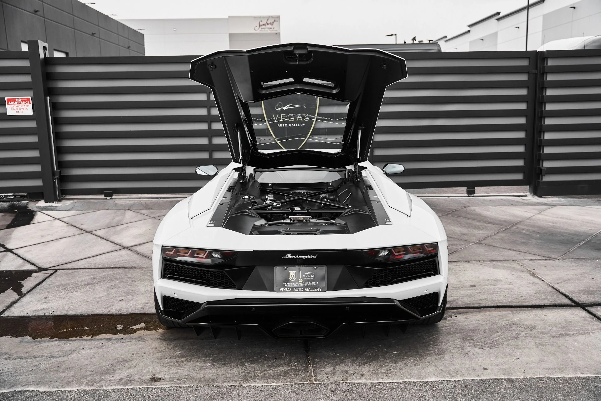 mph022_3544344577_Used_2018_Lamborghini_Aventador_S_Base_1775006841_7e383f6169