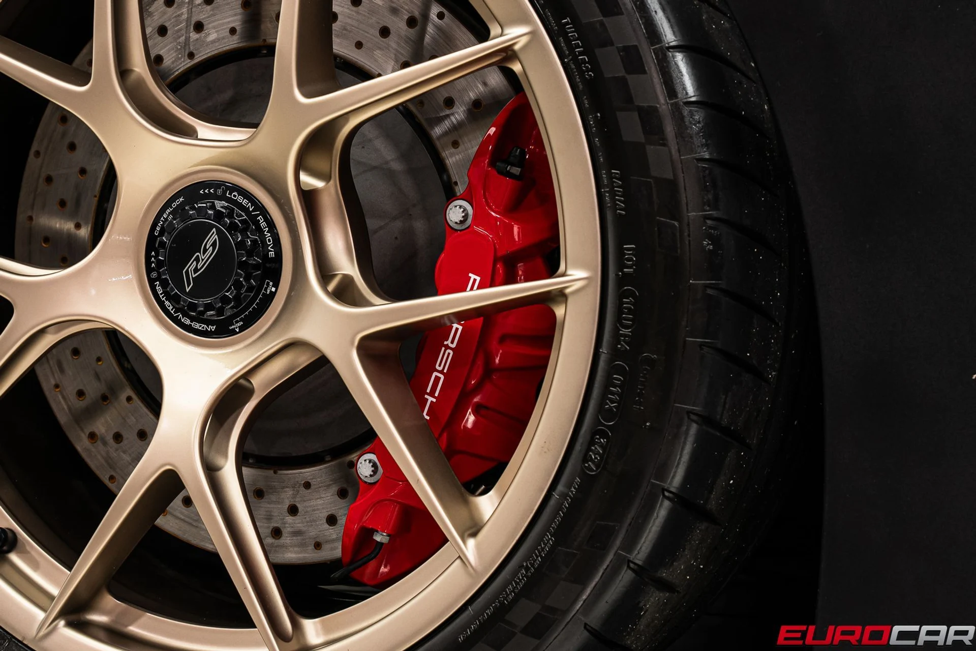 mph022_3549818160_5bee3b42_070b_4154_a332_85b0d80cab70_10fc00118e