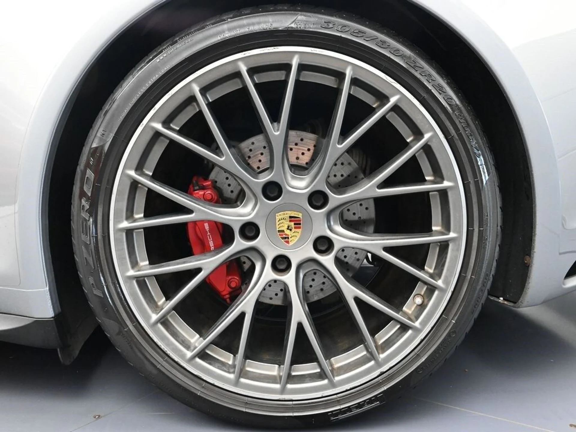 mph022_3552455519_0266f89f080e1f97c0dc5d1d17aaf1fcx_923d3d7a04