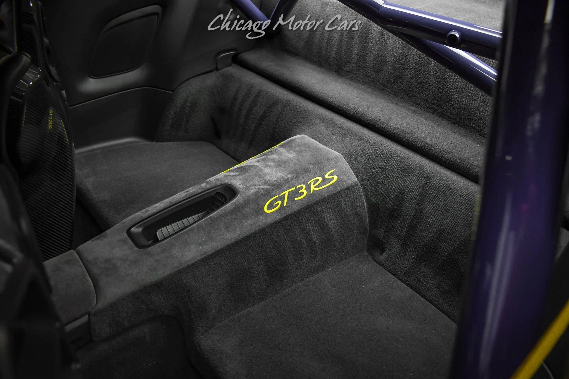 mph022_3555081450_13036_p23_l_8771b4c1d6