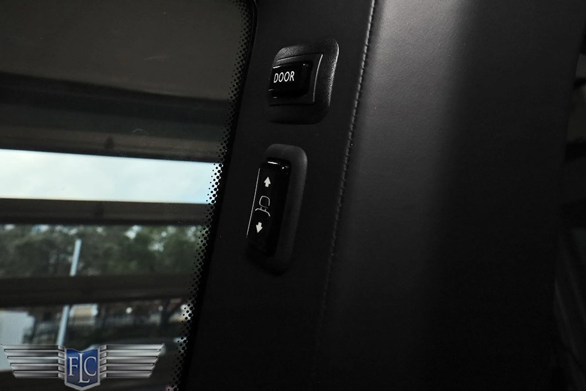 mph022_3566719404_used_2024_rolls_royce_cullinan_blackbadgesportutility_9689_22957854_23_1024_6e5c4b26d8