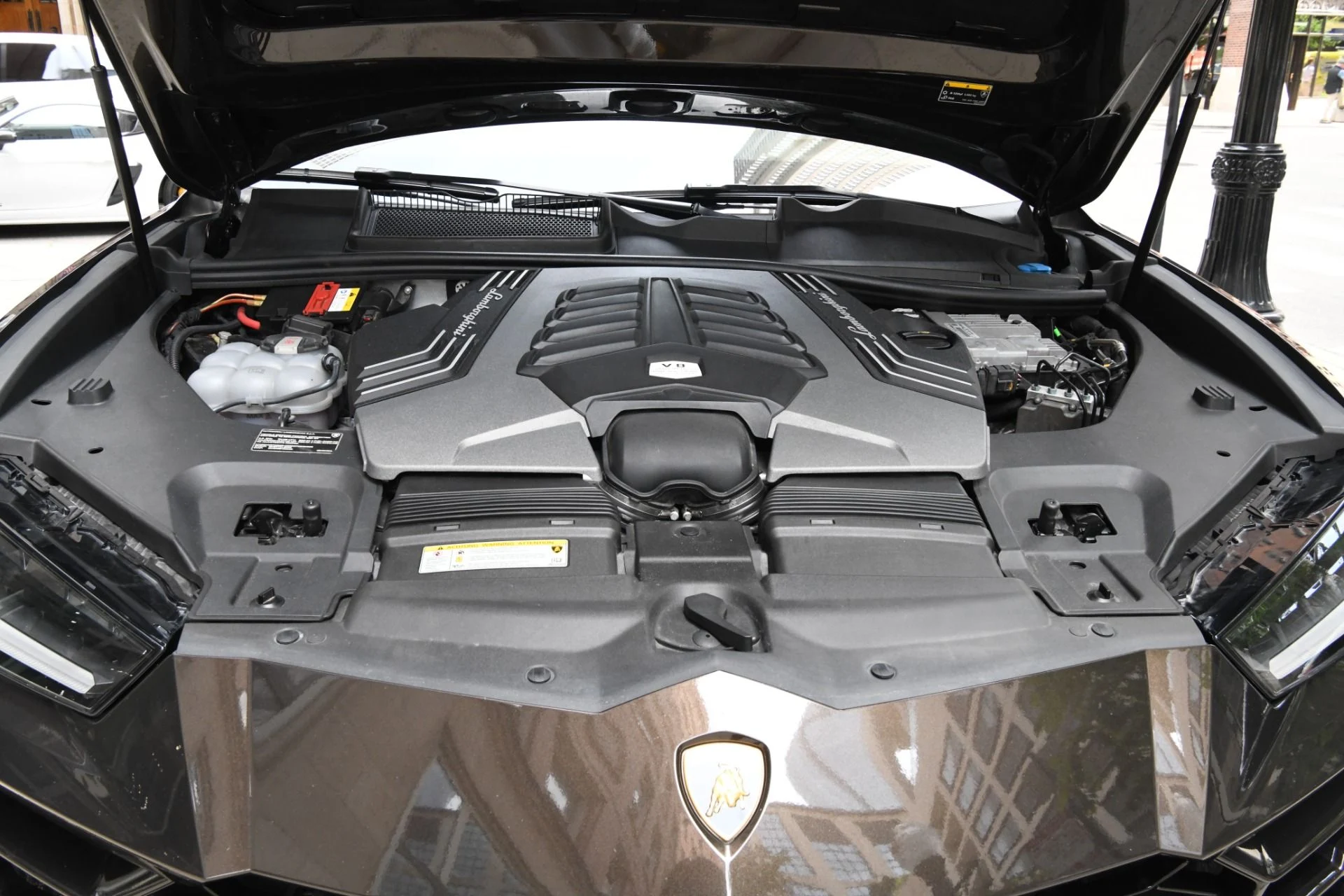 mph022_3569113261_Used_2021_Lamborghini_Urus_1748030633_5caa2056aa