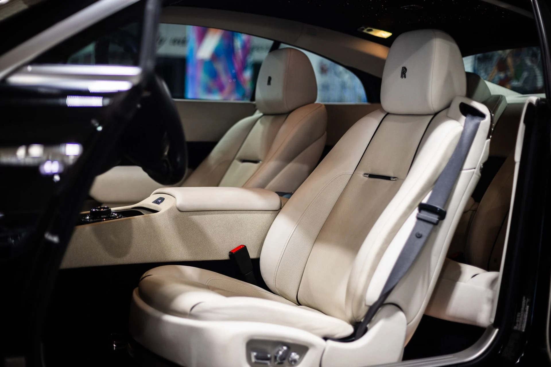 mph022_3570501628_Used_2014_Rolls_Royce_Wraith_Starlight_Headliner_1771282245_237fa77ba5