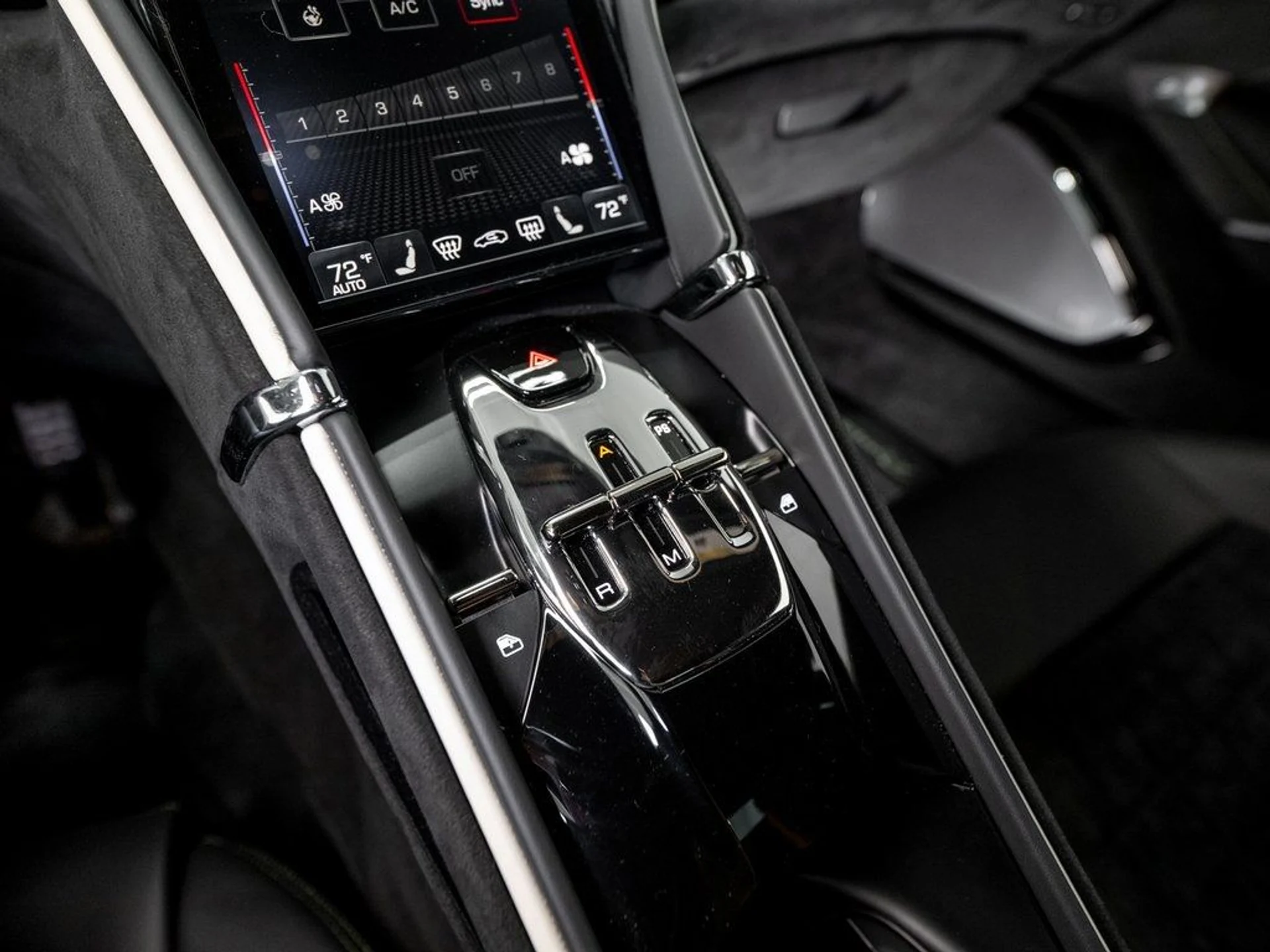 mph022_357125834_image_23_2123803f44