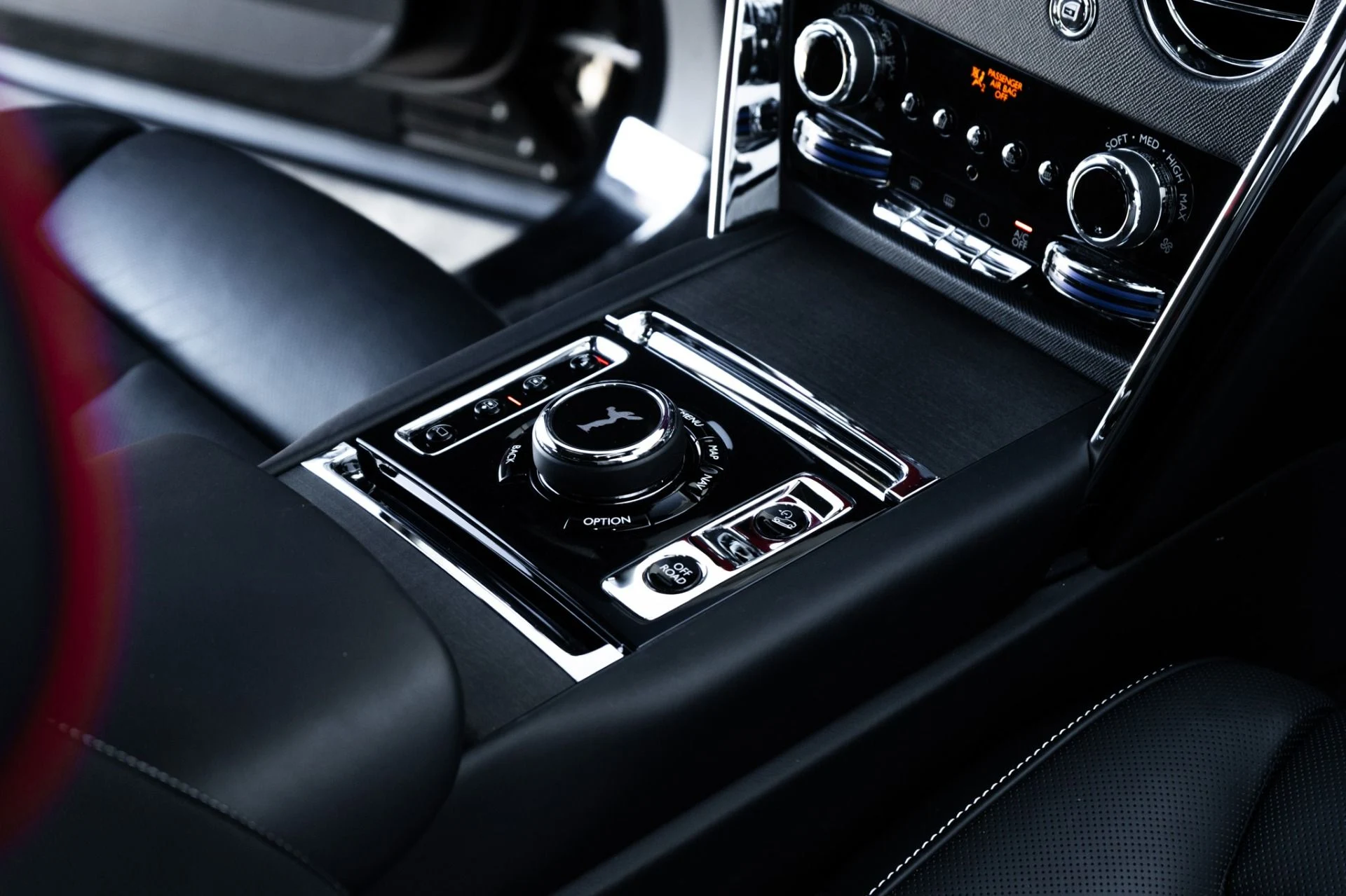 mph022_3571441439_Used_2023_Rolls_Royce_Cullinan_1765314803_29c6a9edec