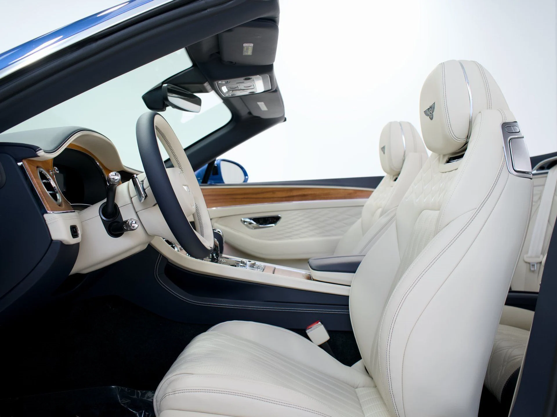 mph022_3571888861_dfda1dc96d8989d342fb581a95d64e57_518d147f7a