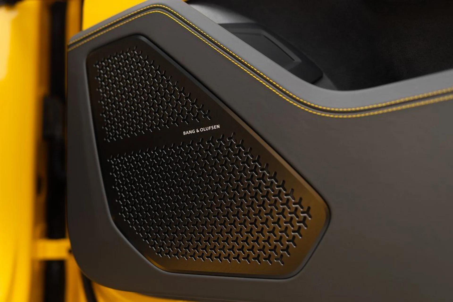 mph022_3572071491_f8bbff183fbd6a898b7bb8e464ae5e4dx_ae7ed3c166