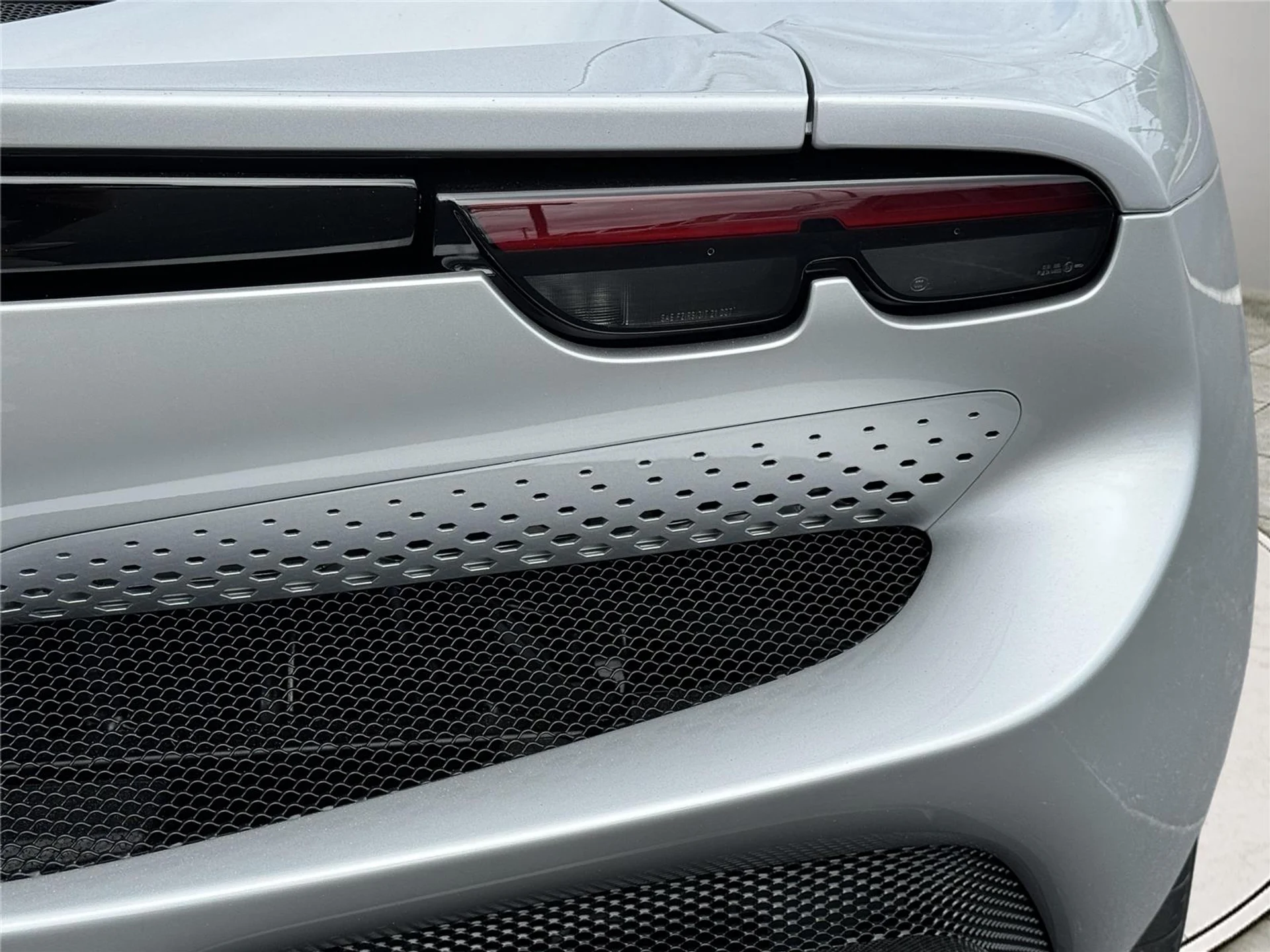 mph022_3572681296_b8a96c43bee9ad5c755f72bd17ae208d_9918e7c51f