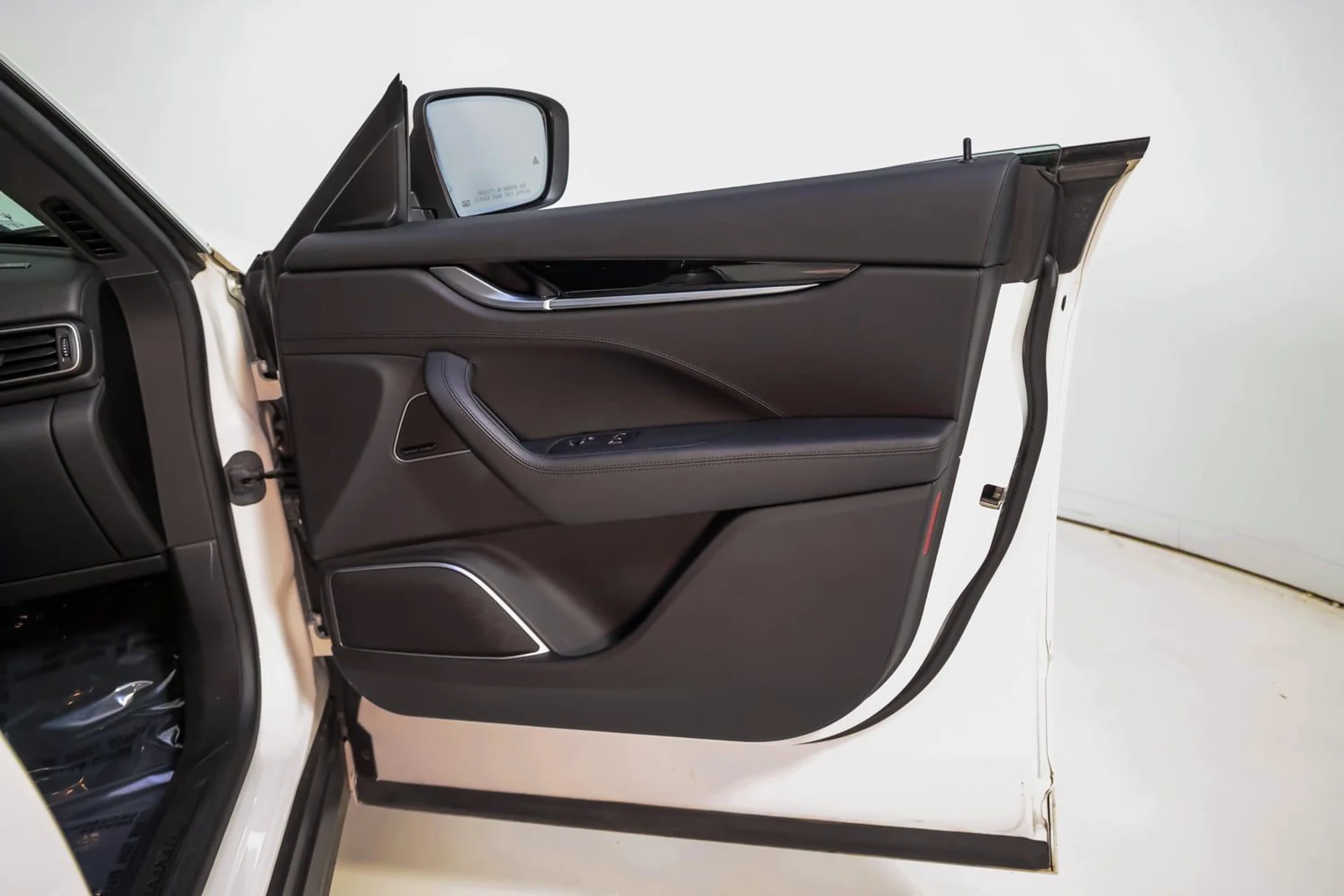 mph022_3575049826_dd9498ccde724e0c9999d4f2e7b822d8_c3b6bdbc15