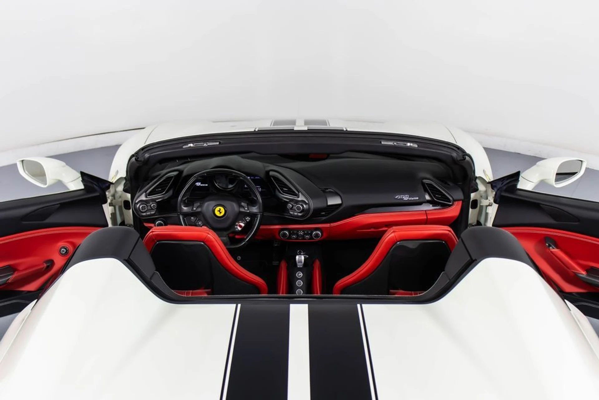 mph022_357601620_ab09af0bb58f5369fdc2205ac64fd532x_12e96851ad