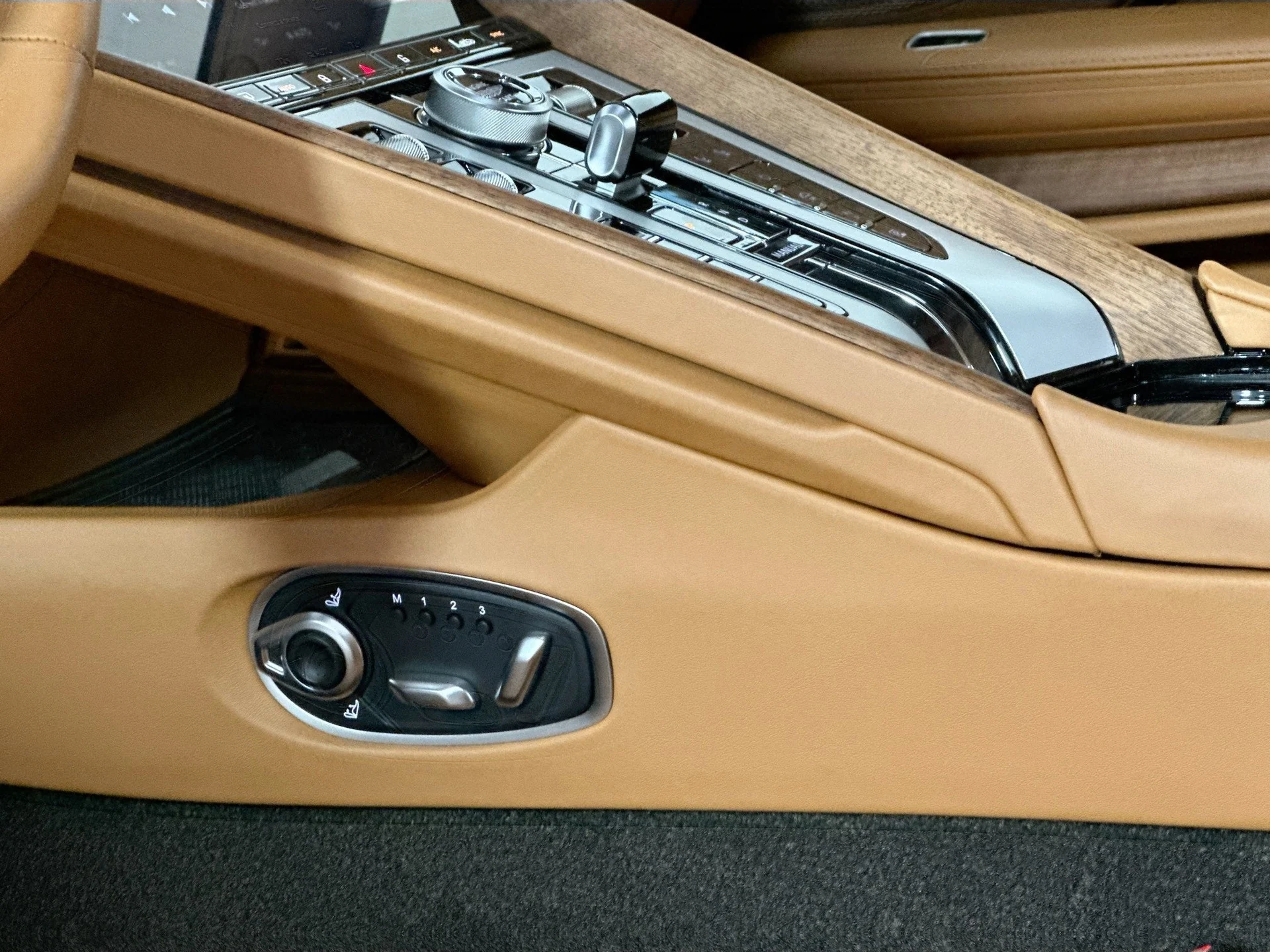 mph022_3579009772_23_a9188ef3f4