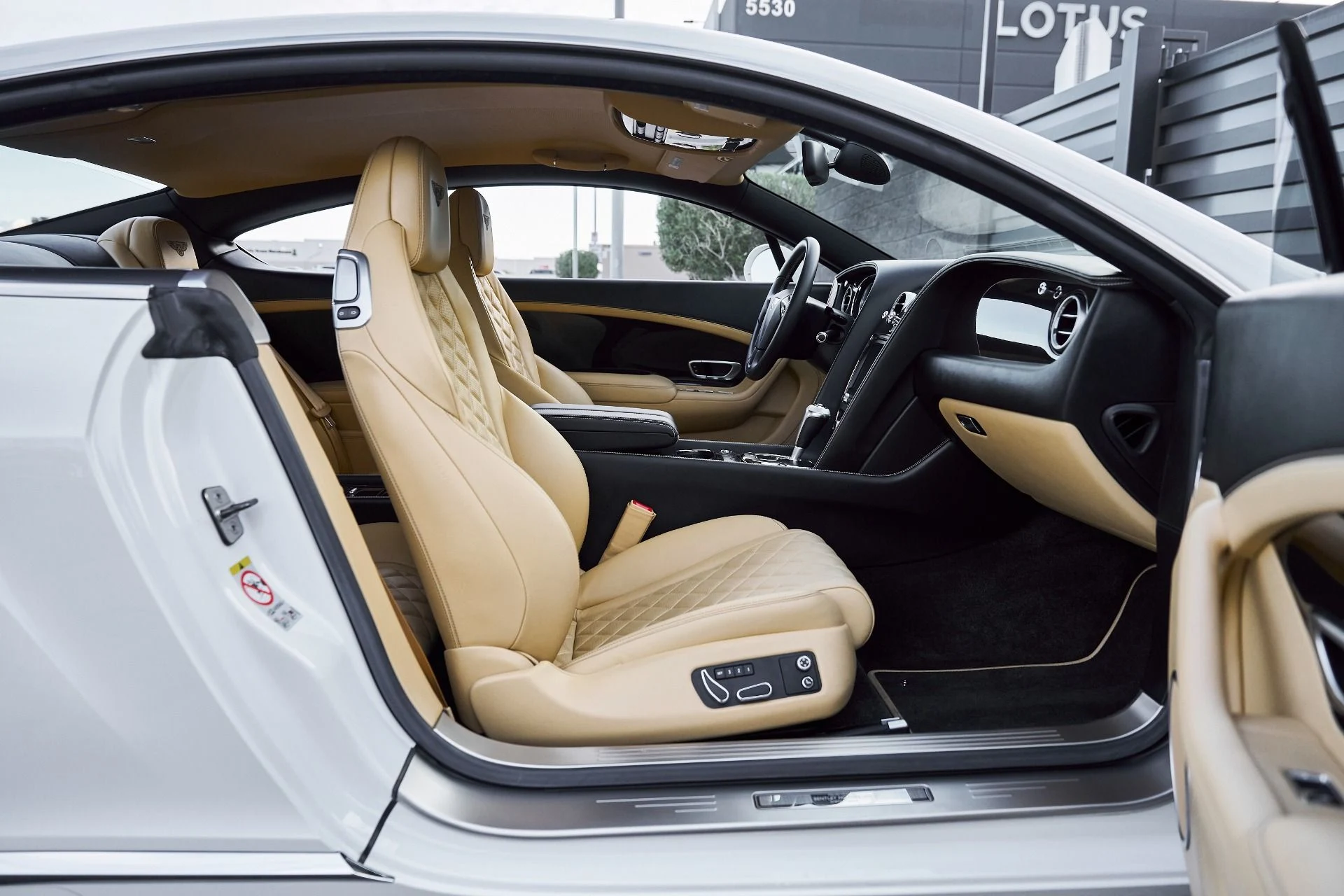 mph022_358249018_Used_2016_Bentley_Continental_GT_W12_1767667326_51373299bd