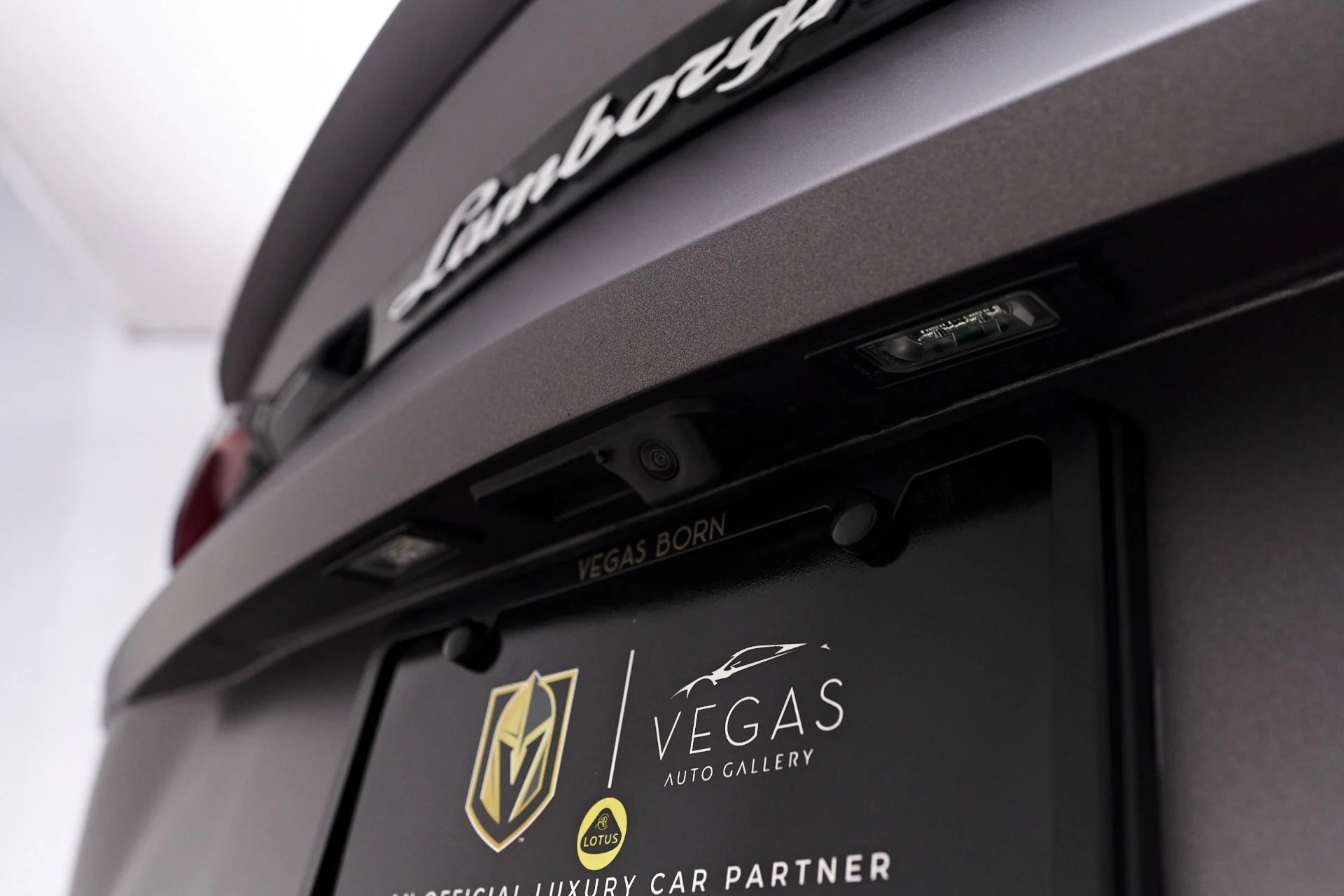 mph022_3586121149_Used_2021_Lamborghini_Urus_Base_1758751746_2788b98d46