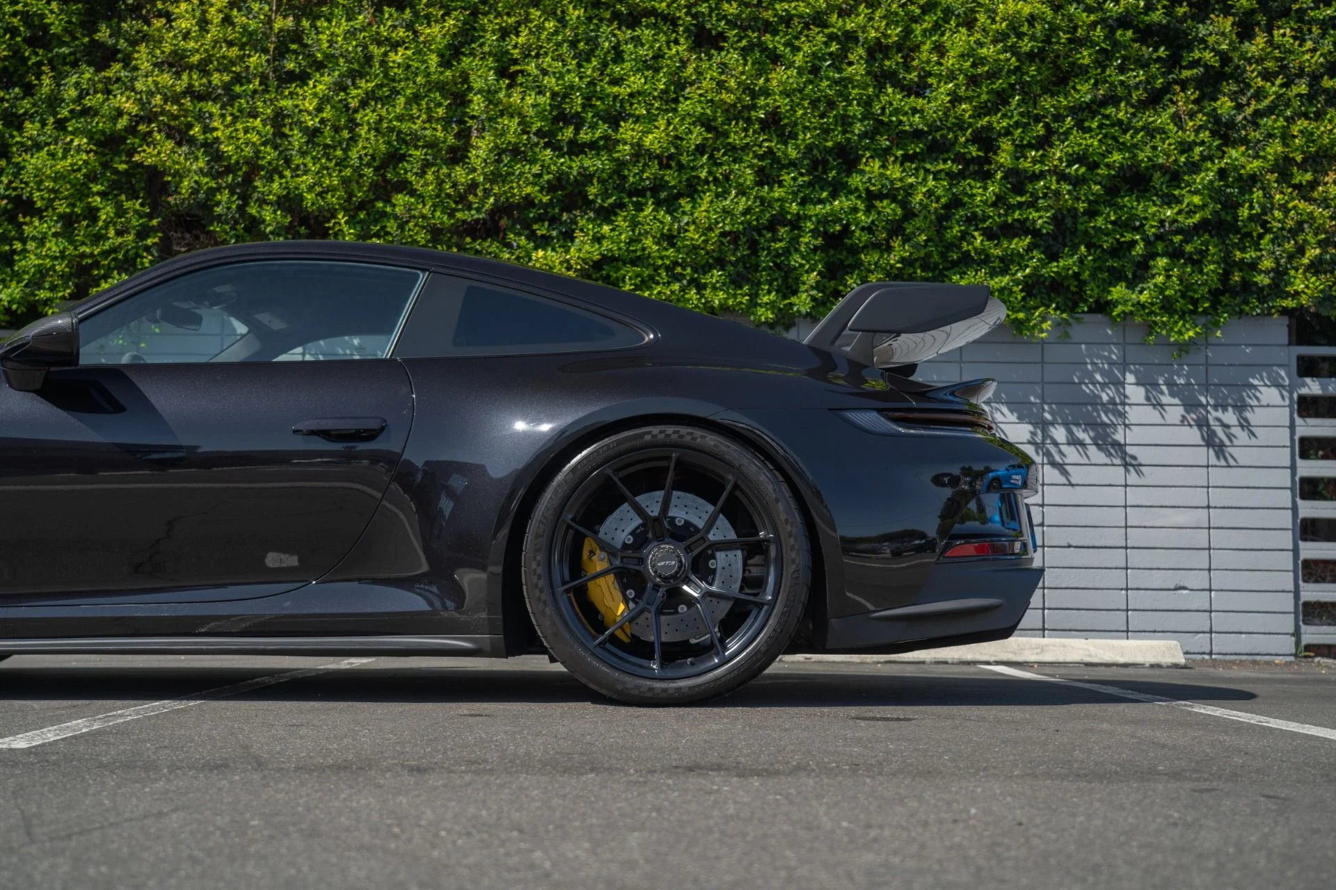 mph022_3592730529_Used_2022_Porsche_911_GT_3_1759443060_53a539f6a7