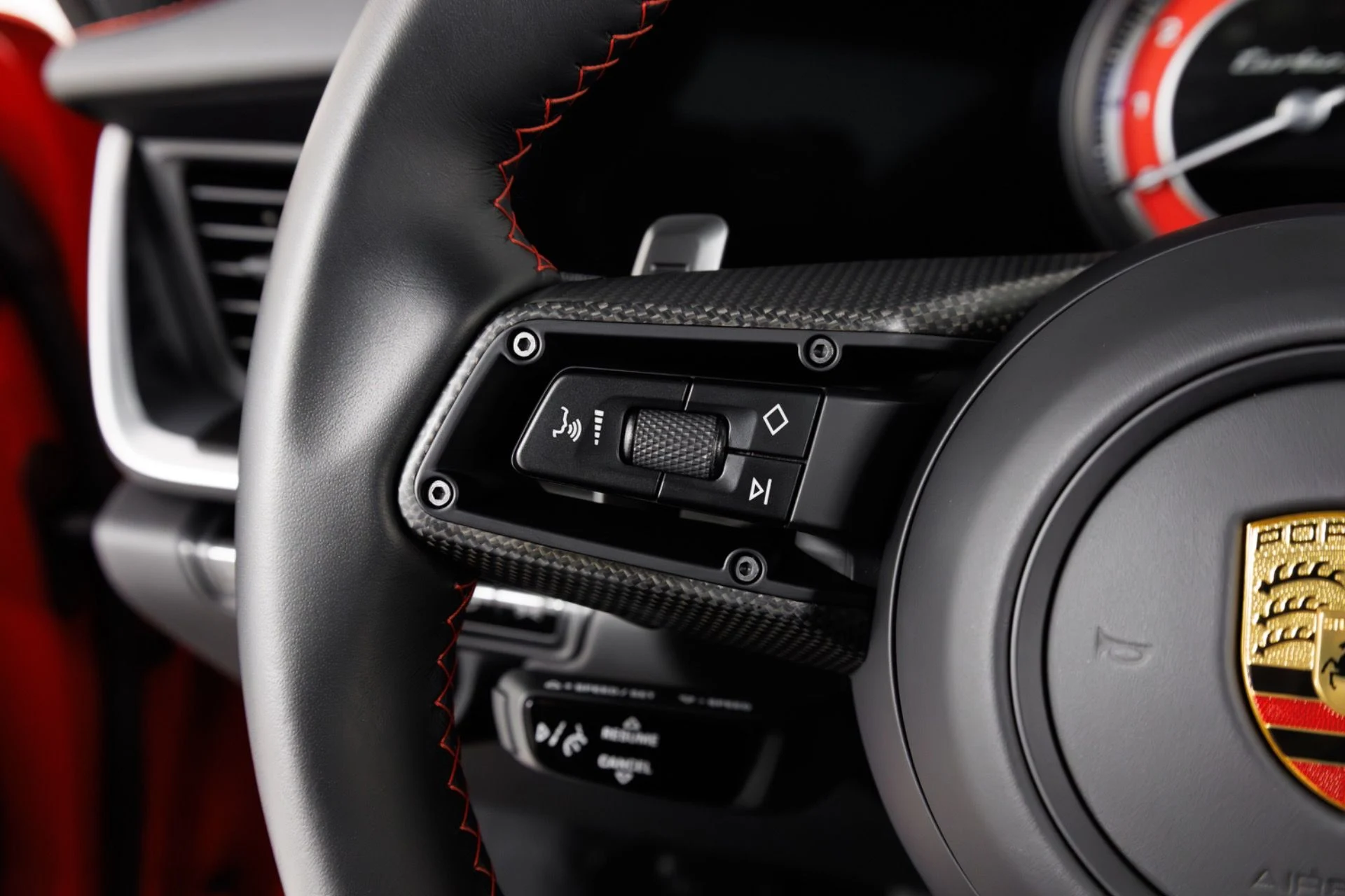 mph022_3597321432_Used_2021_Porsche_911_Turbo_S_1776203916_7bffca9261