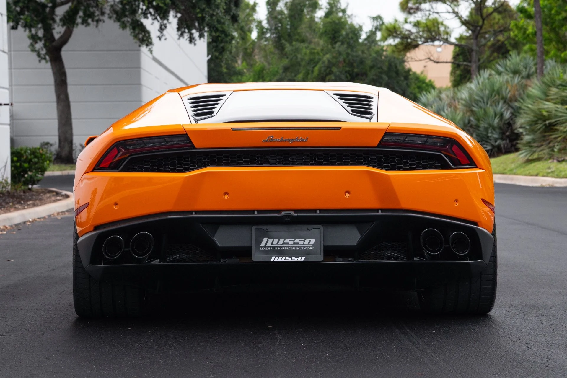 mph022_3601605963_Used_2016_Lamborghini_Huracan_LP_610_4_1780109643_d6c3ecb8d1