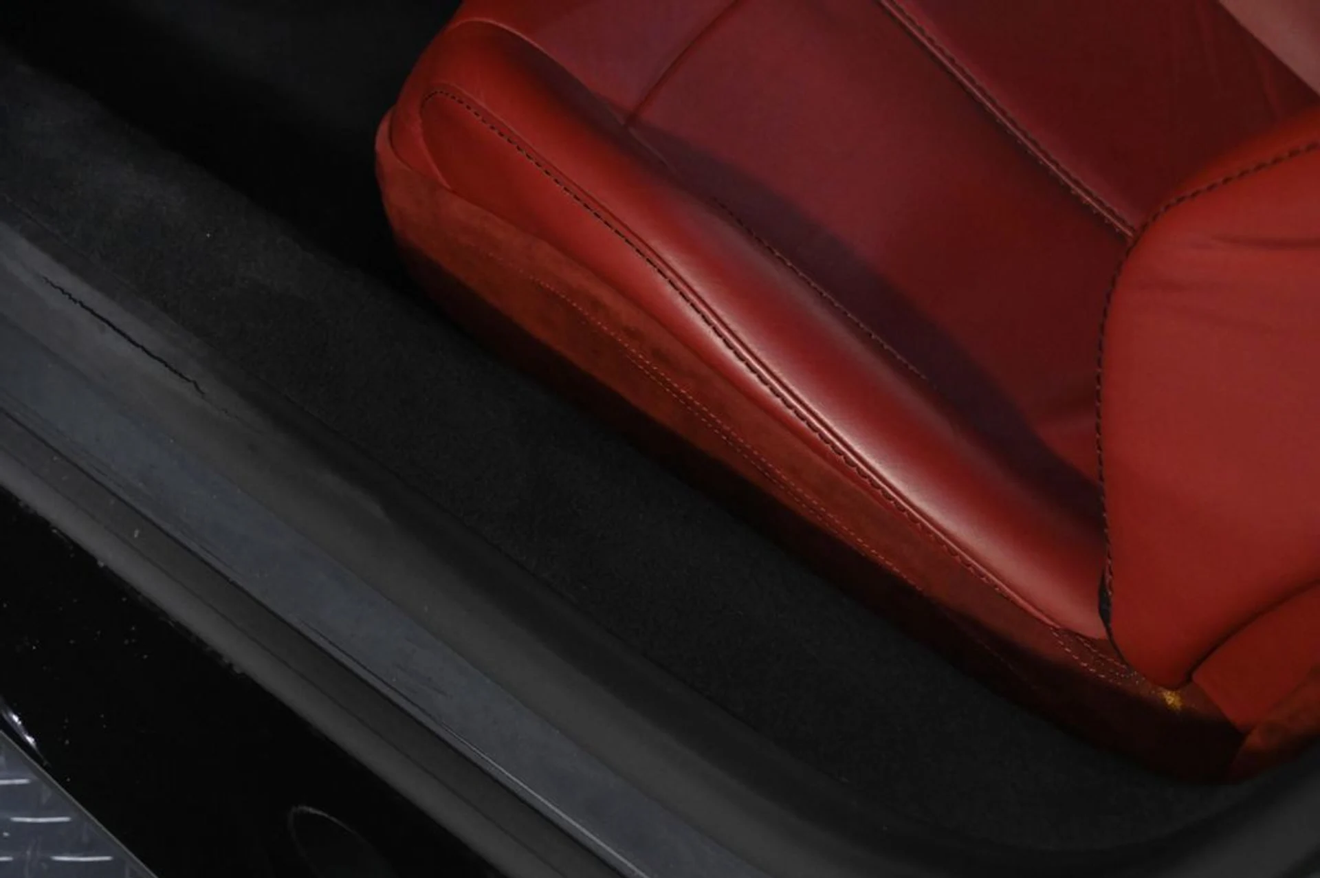 mph022_3605642316_used_2020_aston_martin_vantage_base_11350_23007217_22_1024_cb64709d40