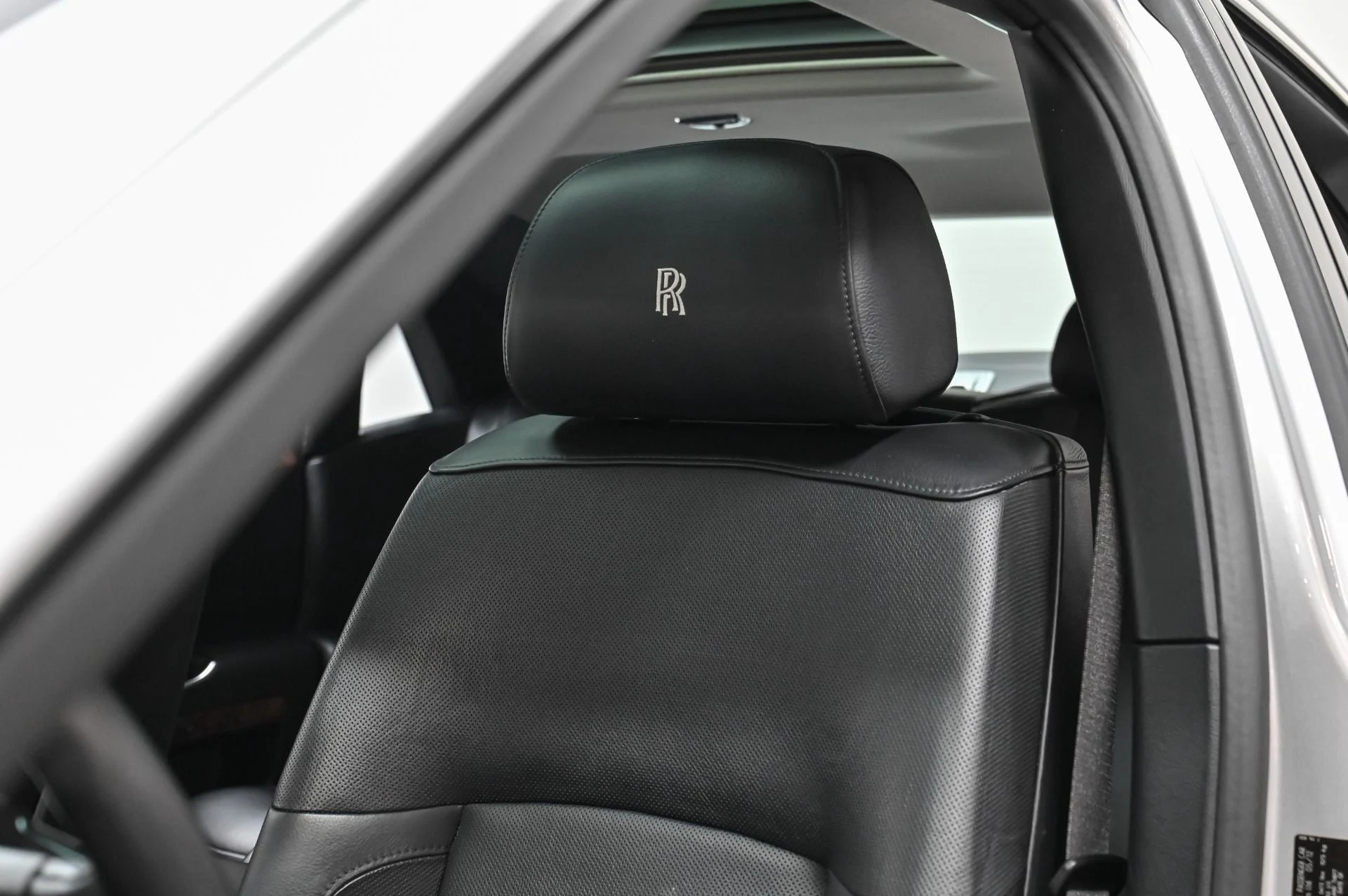 mph022_3606845374_Used_2012_Rolls_Royce_Ghost_1757528739_b32fd0da3e