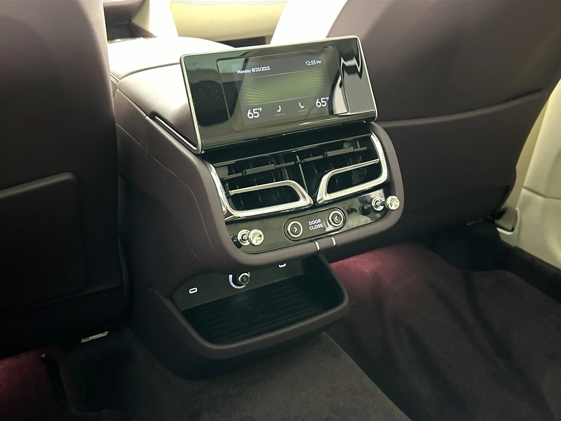 mph022_3608276942_23_4a30cd3840