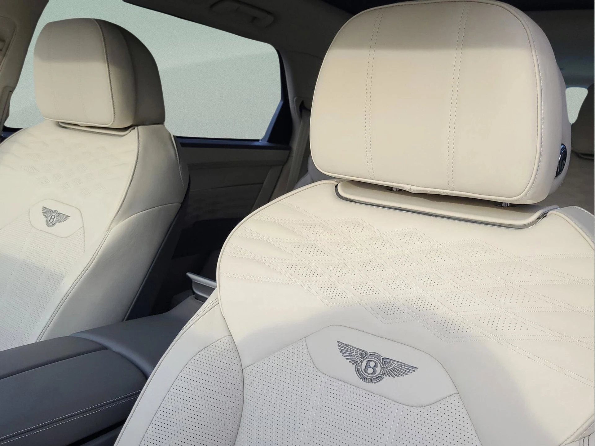 mph022_3609245728_31d0789a2b002f2dae3d30b0a5d611d9x_c32fafe1cc