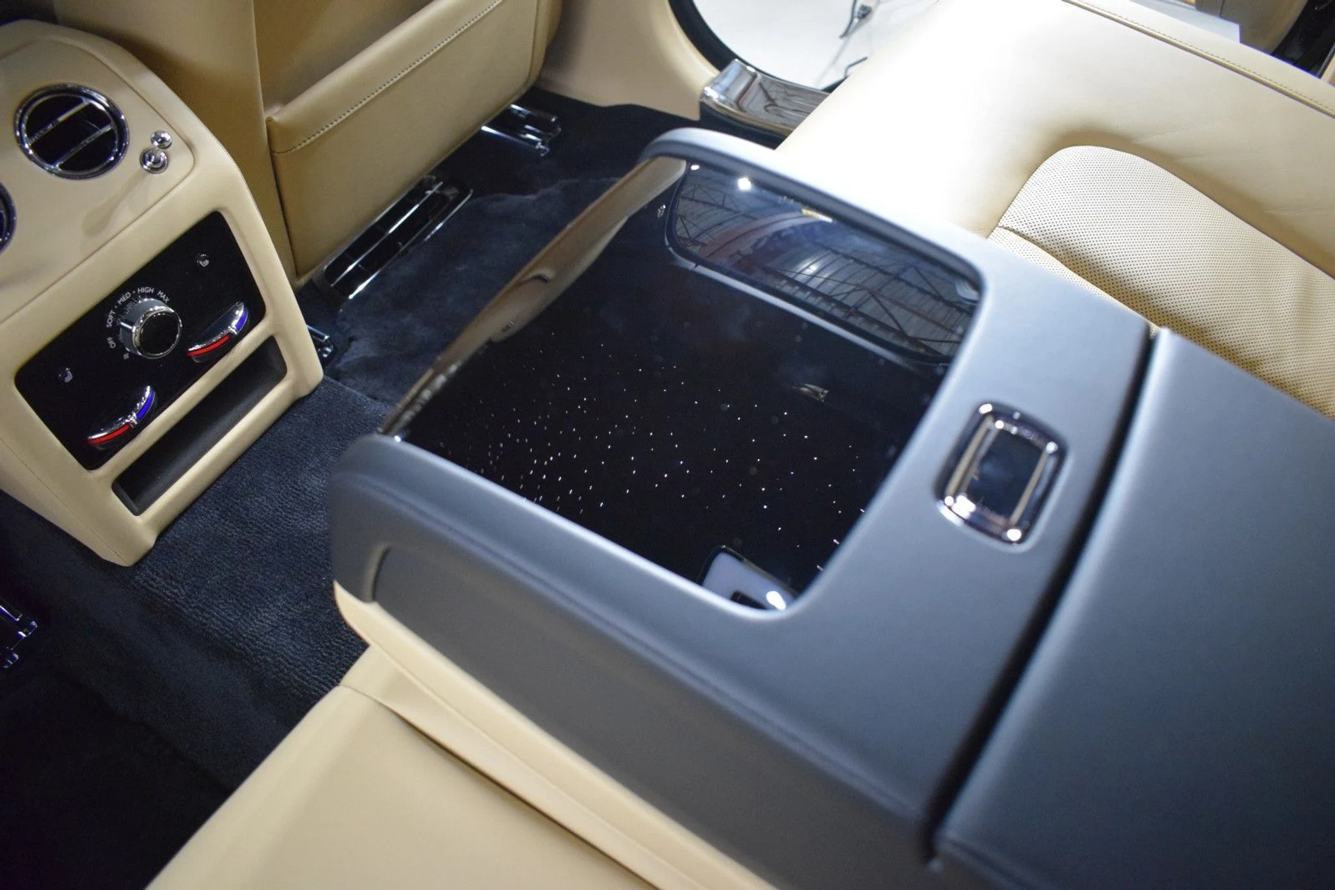 mph022_3611869121_a19dd144a0dc4b92a8ab0d4adfcfcf26x_d8138fc8a2