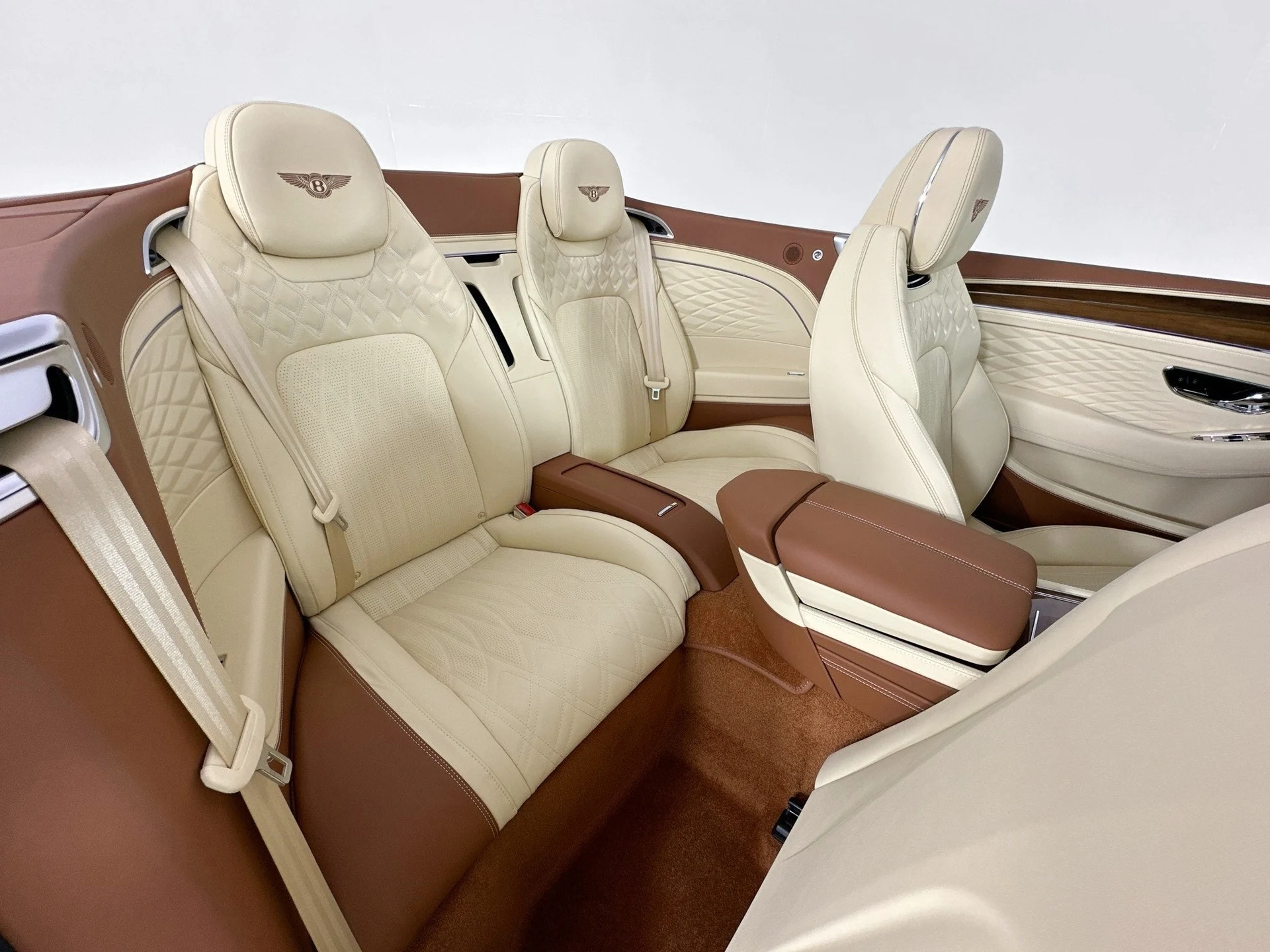 mph022_3616860496_23_3f26858581