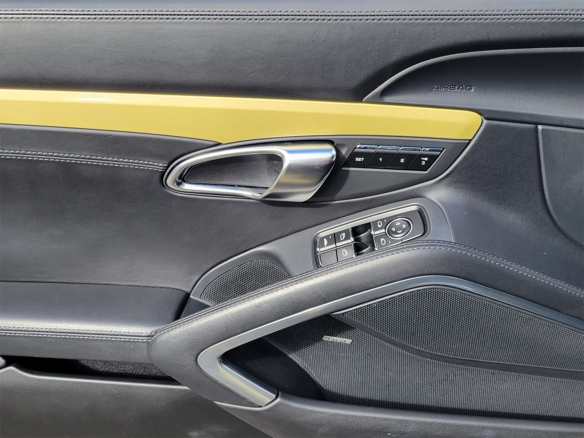 mph022_3619250584_4f20db5a7f48f89bd8c0c0eaaffec955_7dce3c8536