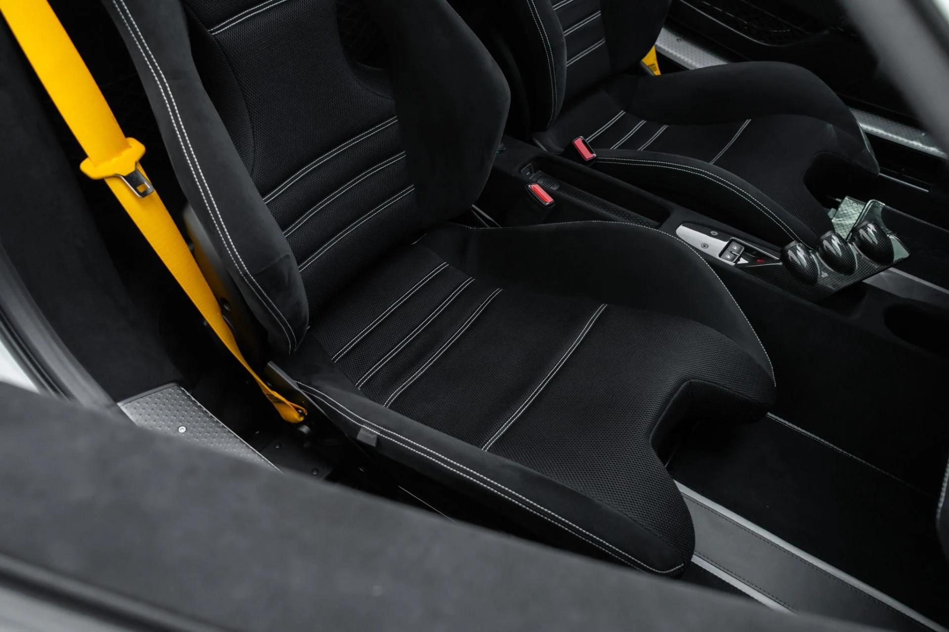 mph022_3623976802_Used_2015_Ferrari_458_Speciale_1783031651_ae078bf8c2