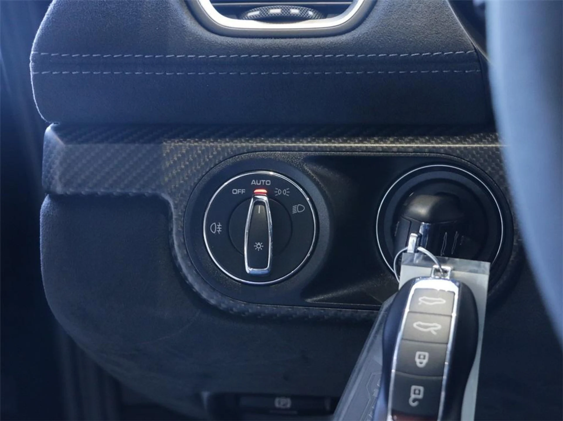 mph022_3630636154_I6o_Kvbhz_Fd_J4_Tjln_OU_c_Thefq_Qw_35805fb745