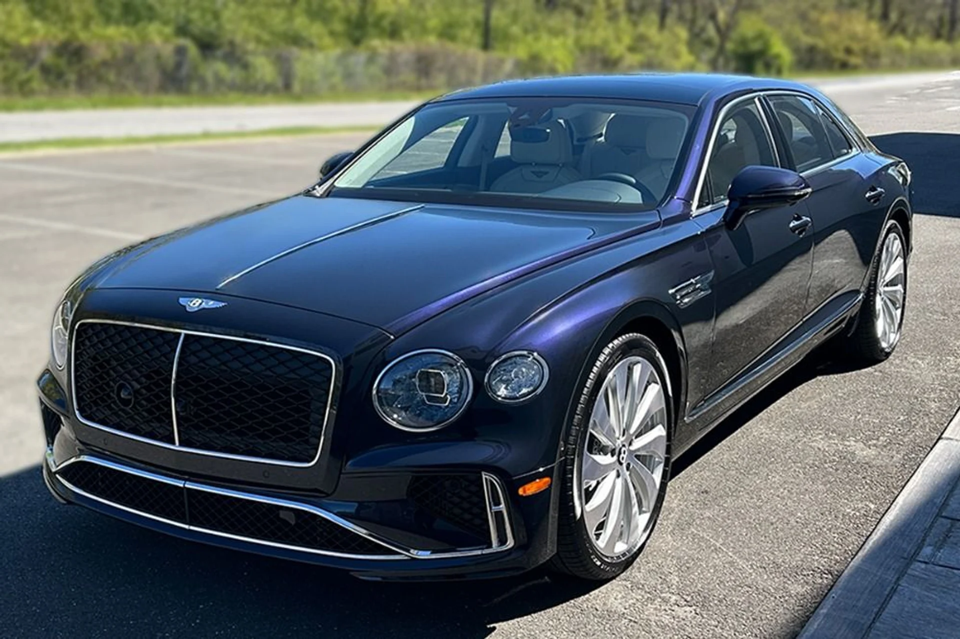 mph022_3642865172_New_2026_Bentley_Flying_Spur_1777901590_9debd75635