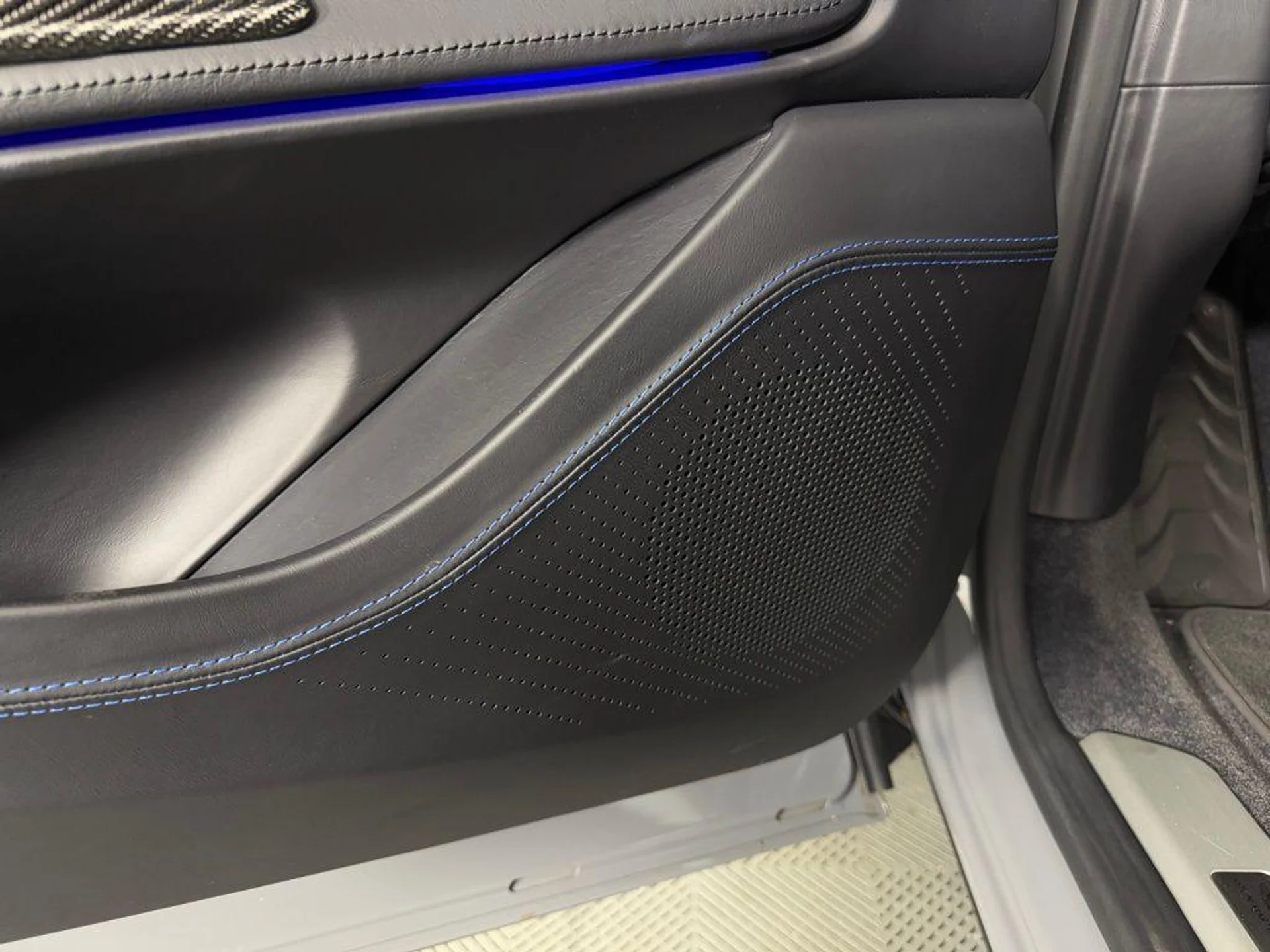 mph022_3645738995_6_Zvesem92q8f_KS_2_Y_Qykiz_Fx_Bc_Y_20d4f5abc7