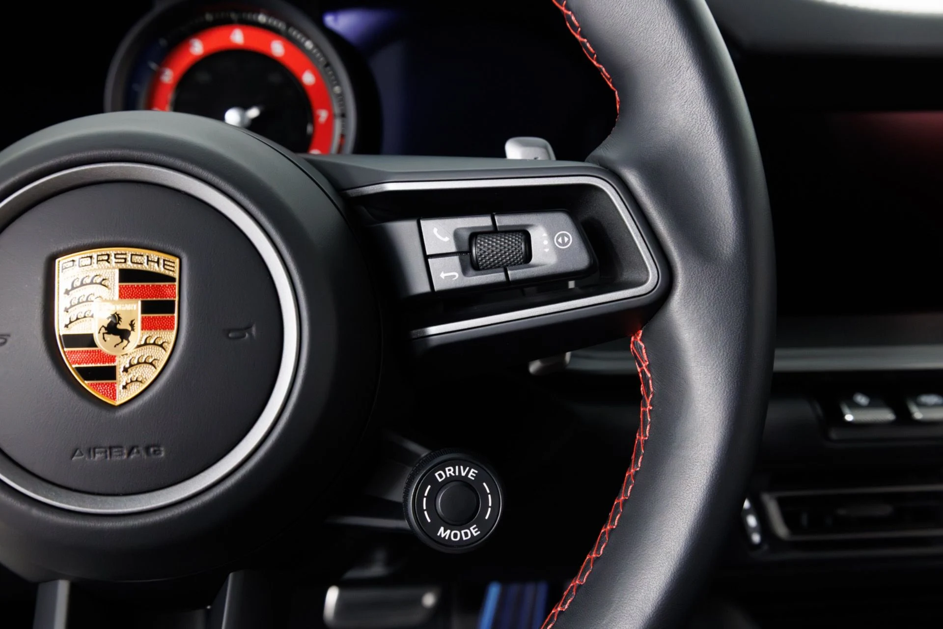 mph022_3647520554_Used_2024_Porsche_911_Carrera_4_S_1773868757_2c4e9196c5