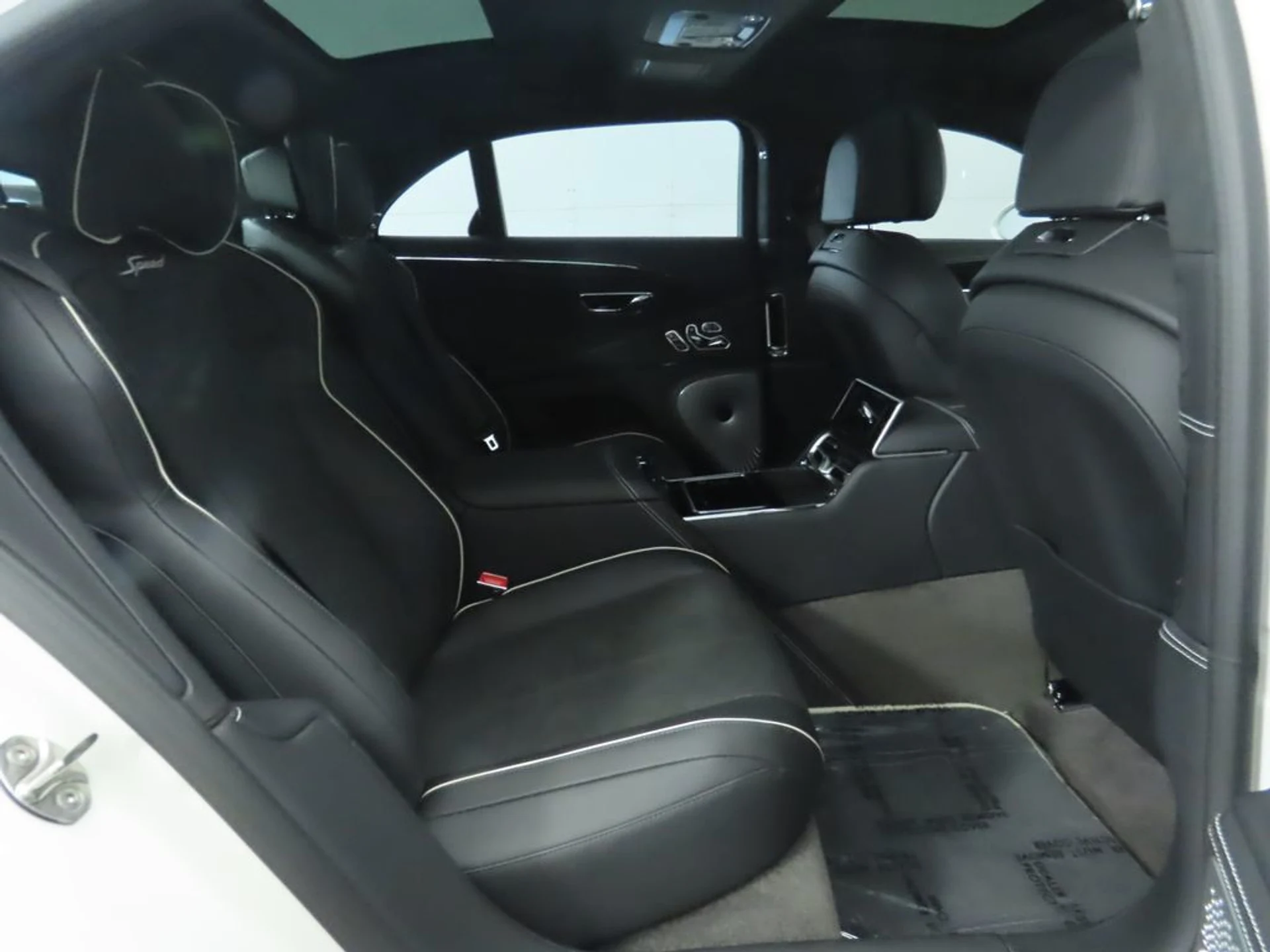 mph022_3649573487_used_2025_bentley_flying_spur_speedsedan_8119_22969403_23_1024_e13003cb94