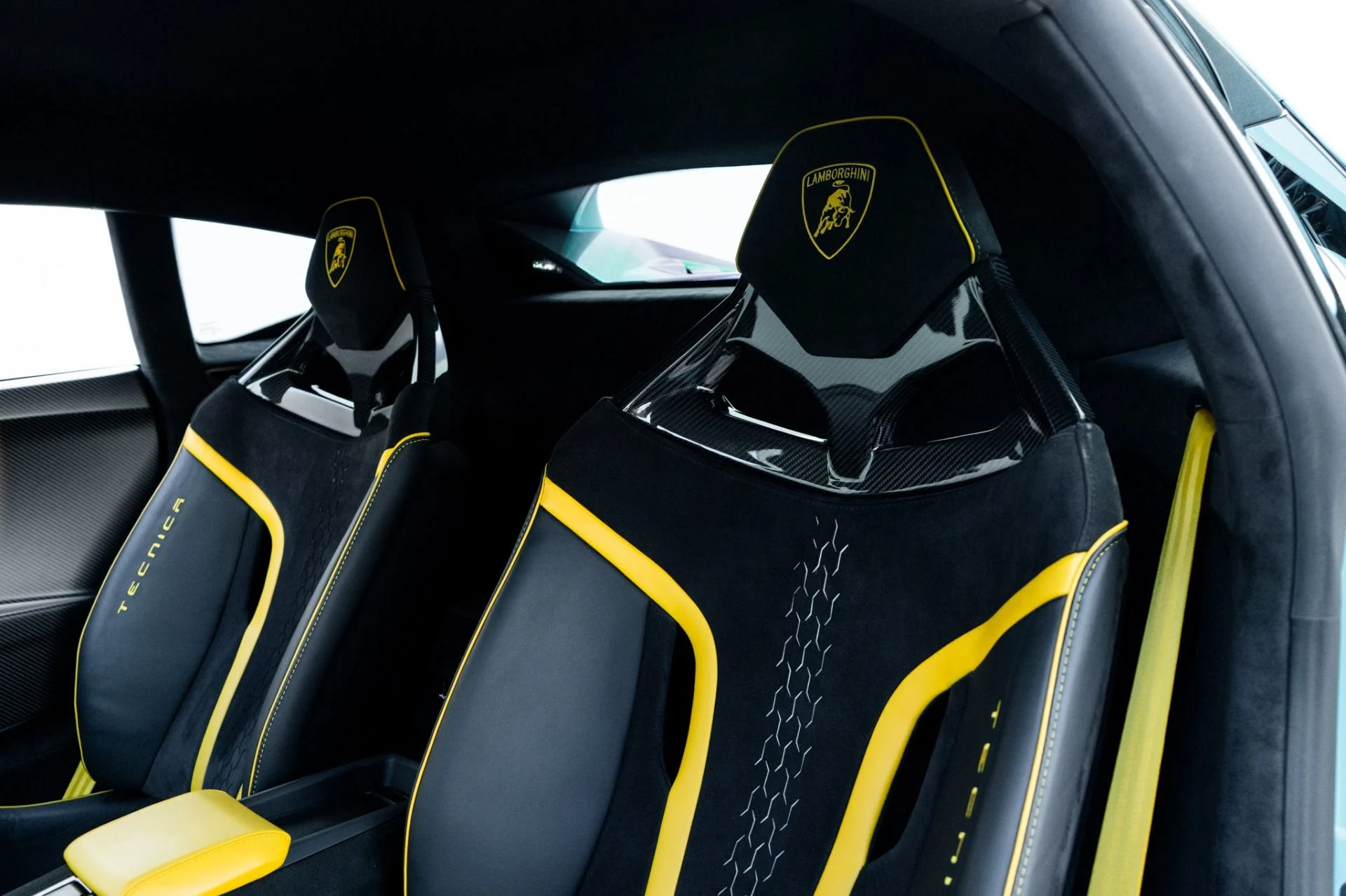 mph022_3650708743_Used_2023_Lamborghini_Huracan_Tecnica_1779493736_b86404d5b2